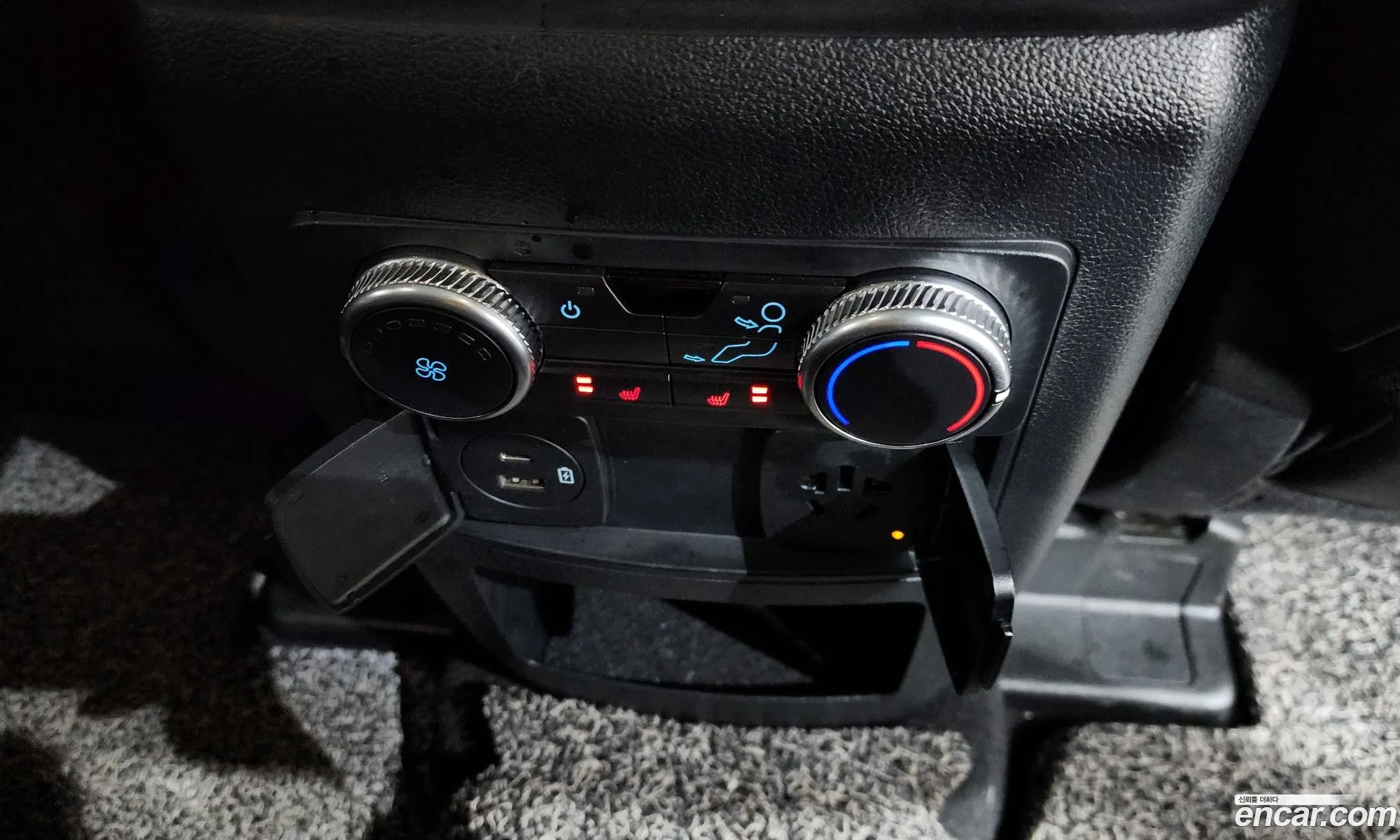 Ford Explorer 6th Gen 2021 — 6