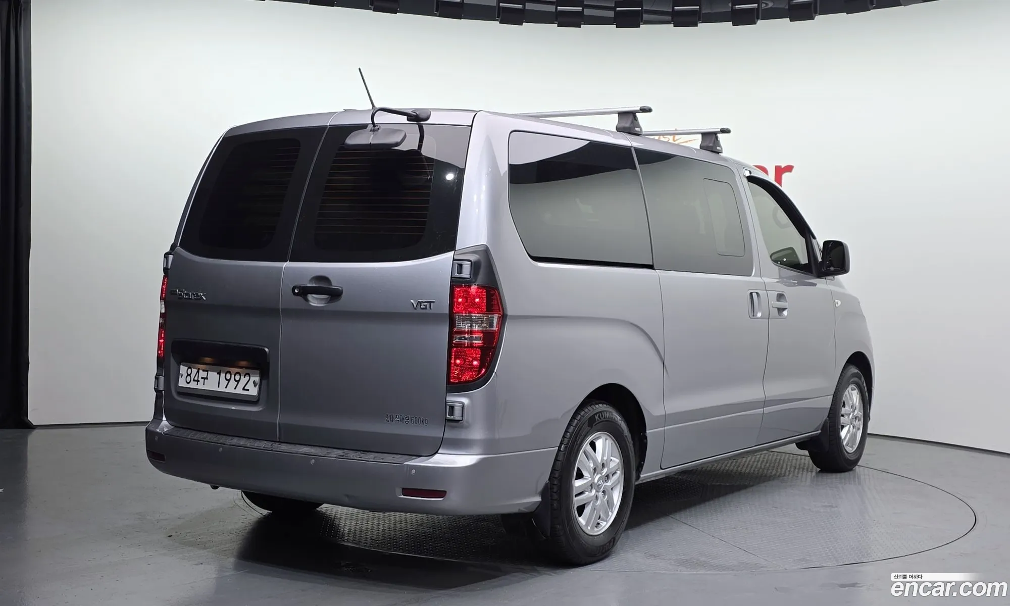 Hyundai Grand Starex 2020 — 3