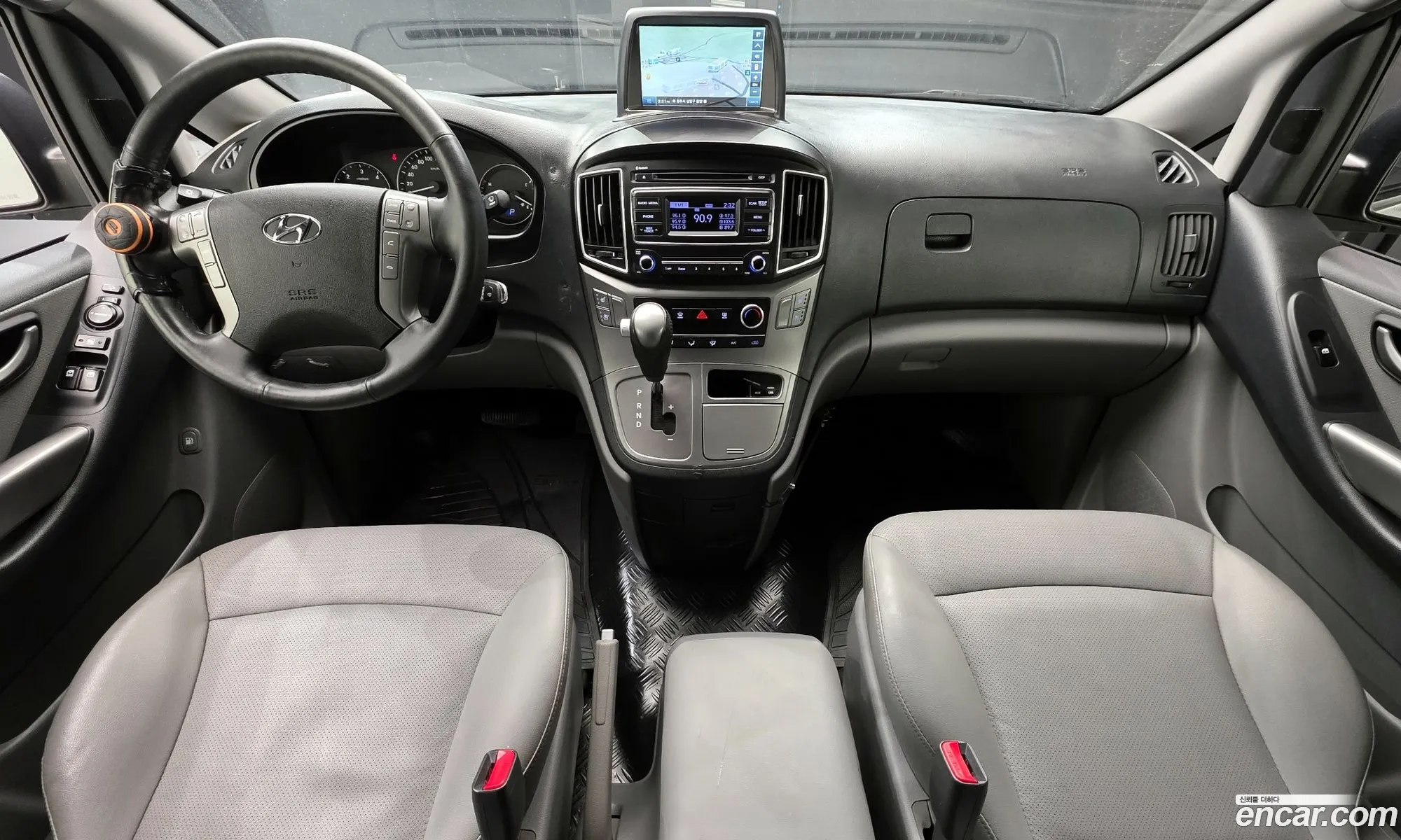 Hyundai Grand Starex 2020 — 20