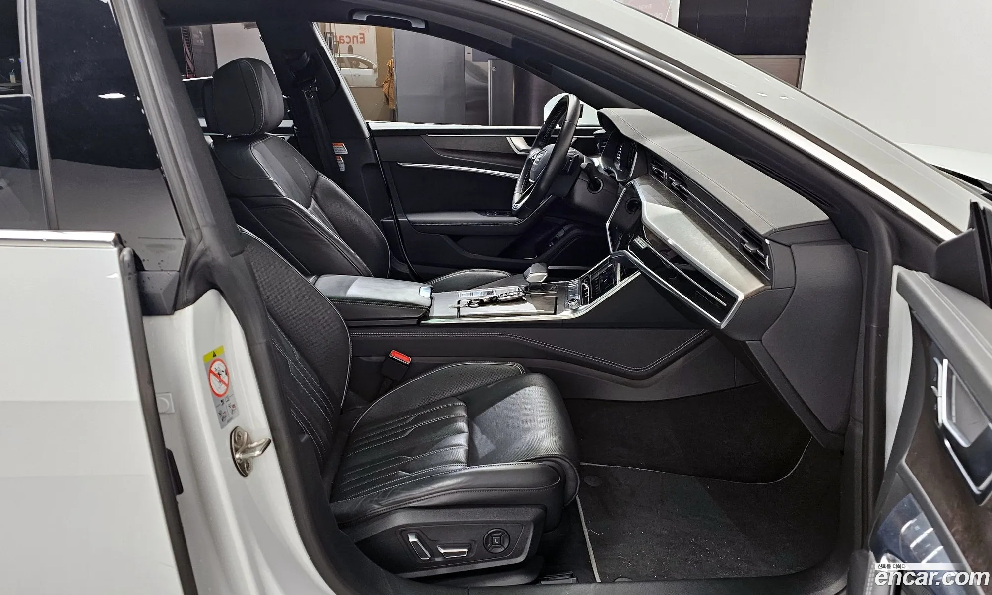 Audi A7 2020 WAUZZZF21LN092394 — 6