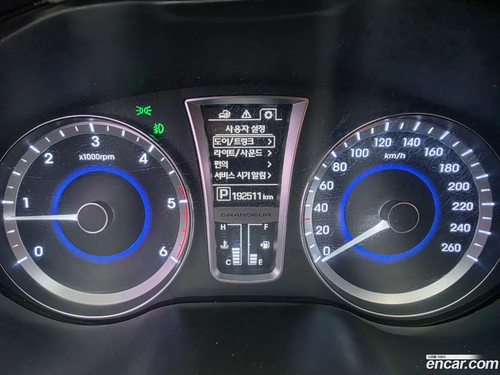 Hyundai Grandeur HG 2016 — 18