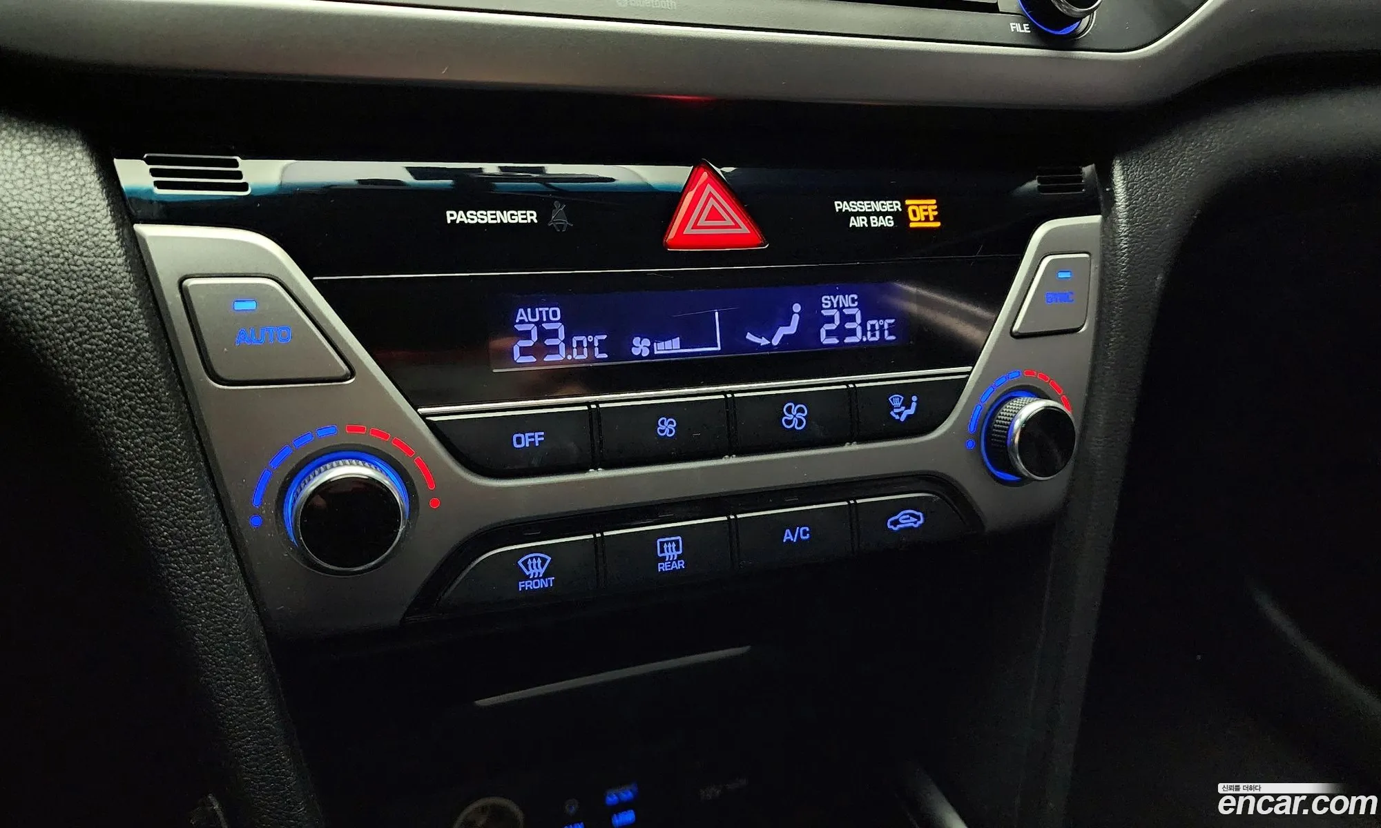 Hyundai Elantra AD 2017 — 3