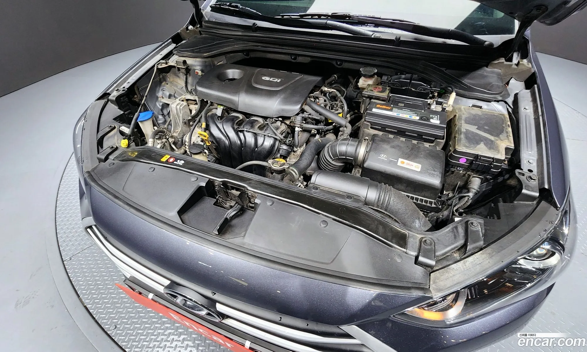 Hyundai Elantra AD 2017 — 16