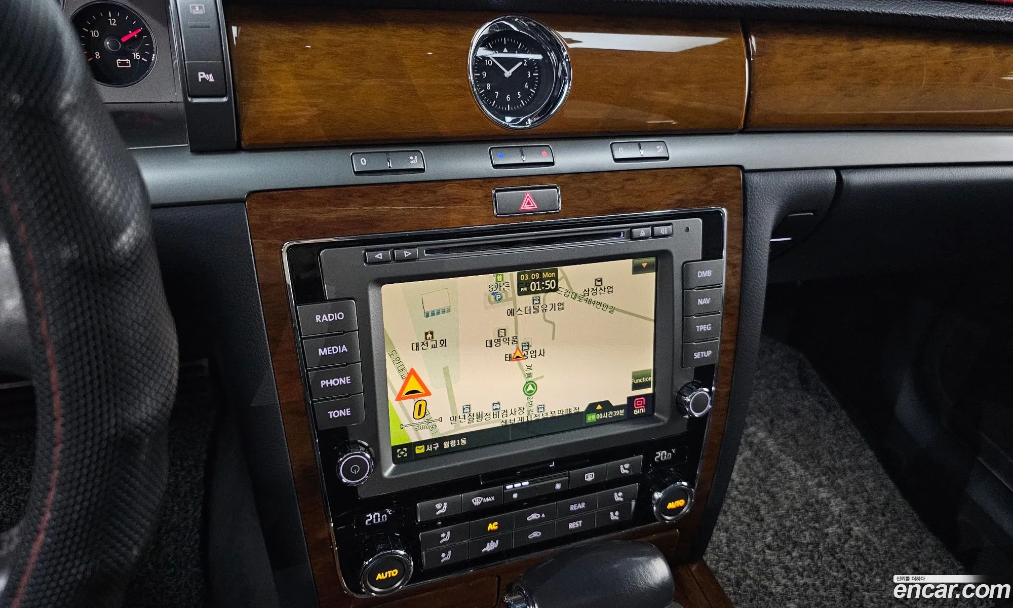 Volkswagen Phaeton 2011 WVWZZZ3DZB8002558 — 4