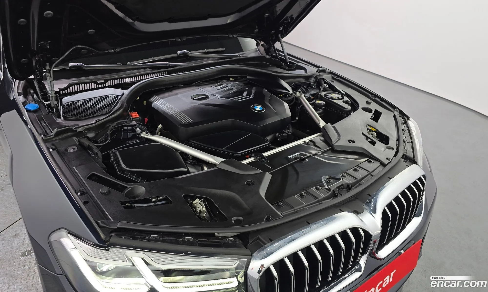 BMW 5 Series 2022 — 5