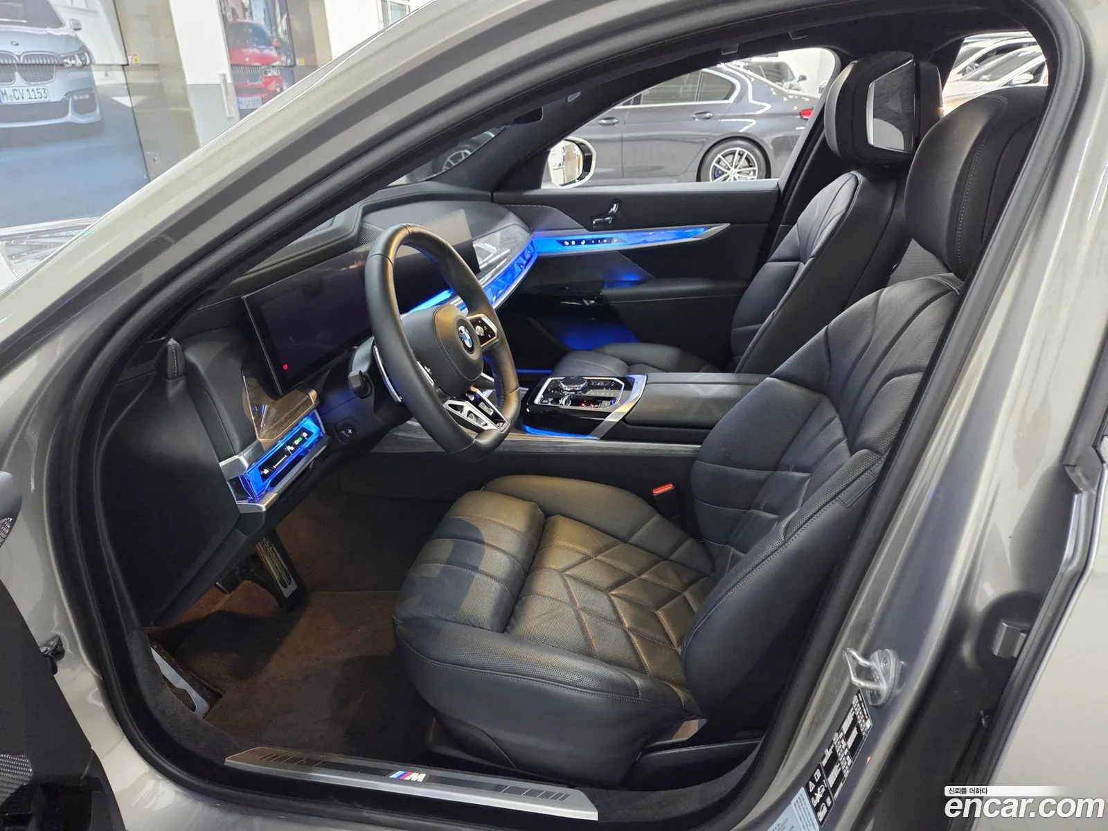 BMW 7 Series 2024 — 12