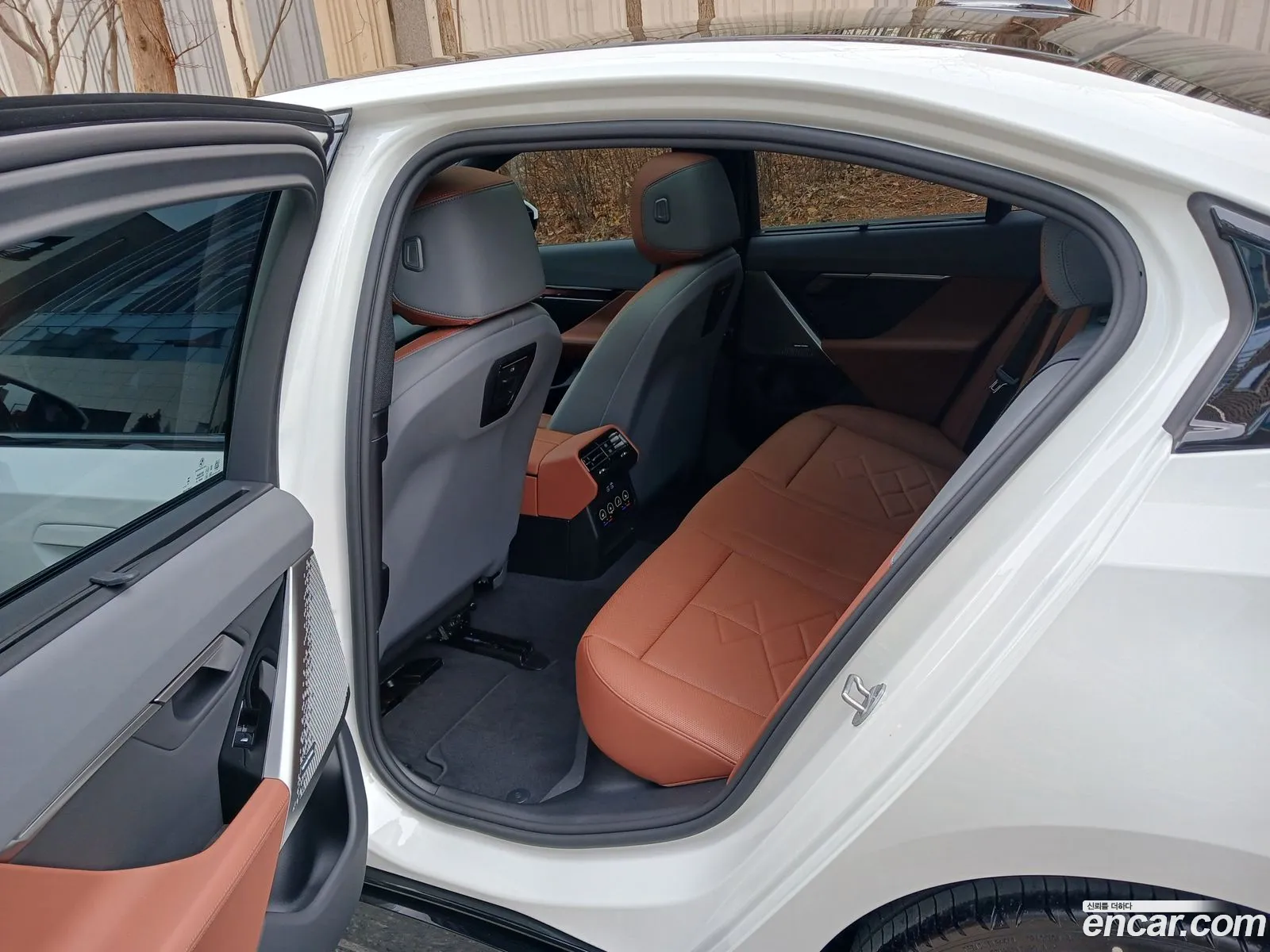 BMW 5 Series 2026 — 18