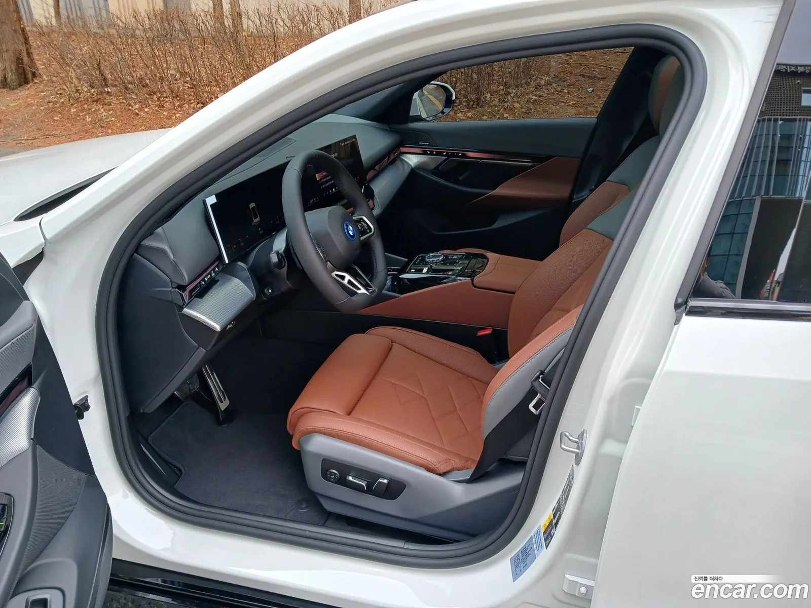 BMW 5 Series 2026 — 12