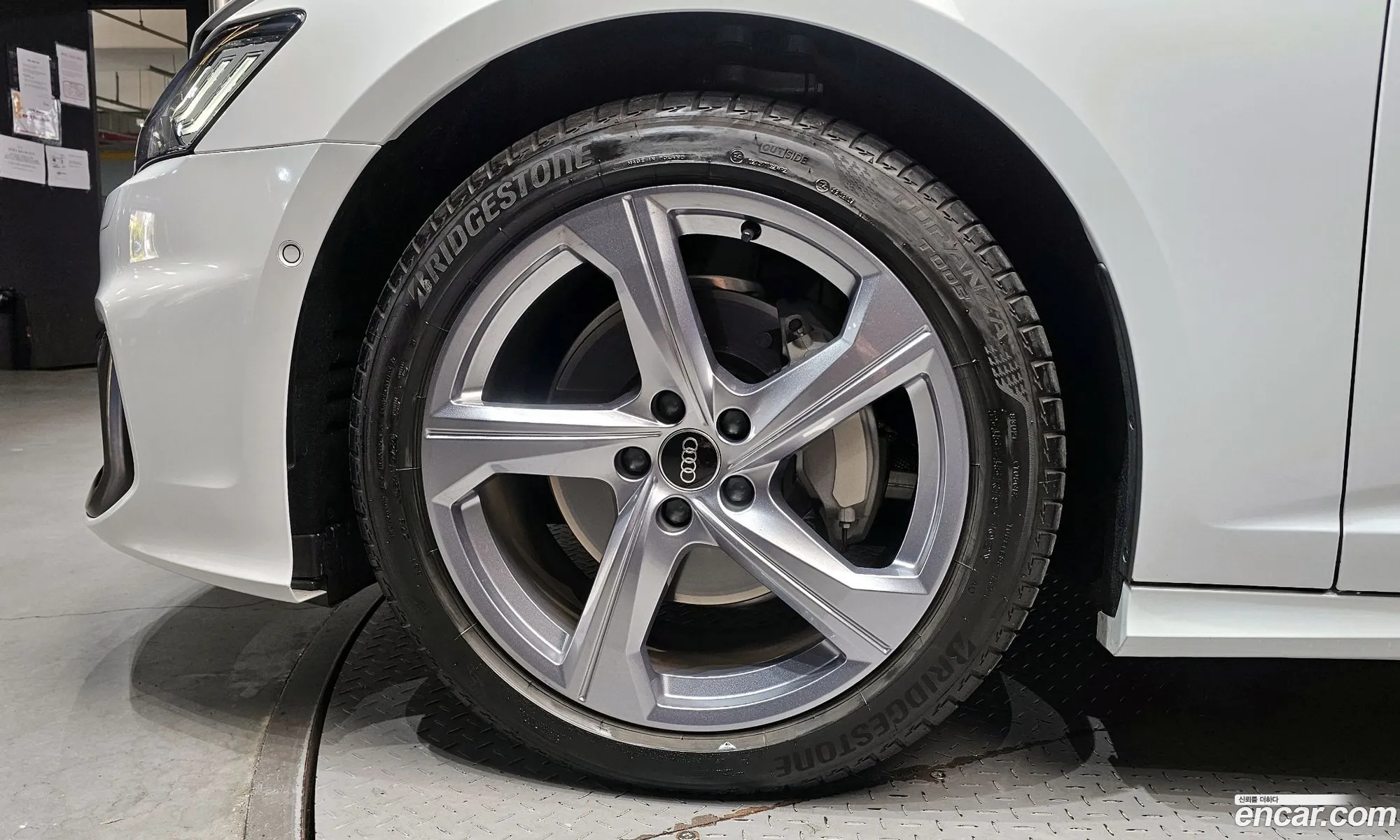 Audi A6 2025 WAUZZZF22SN031294 — 8