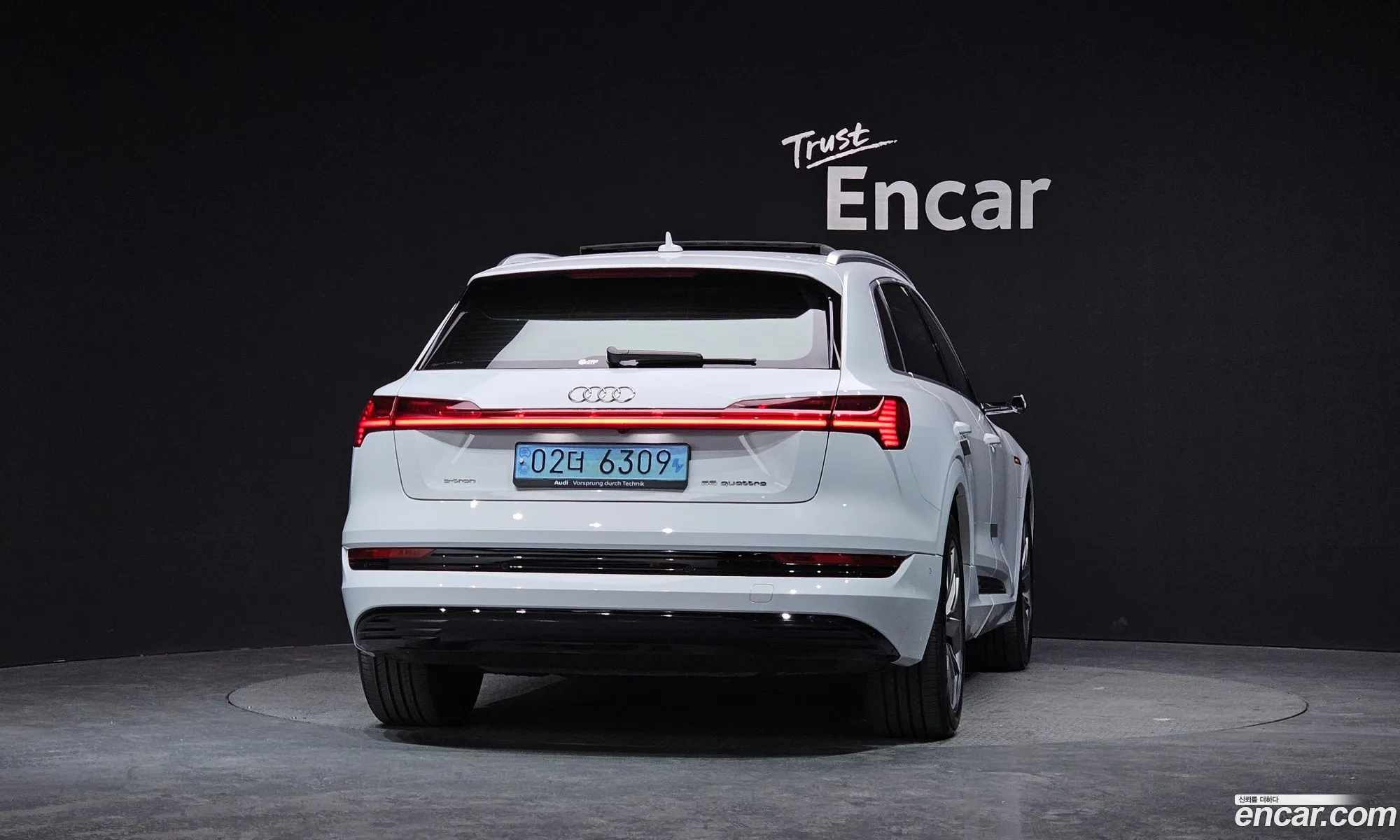 Audi e-tron 2021 WAUZZZGE3MB043533 — 9