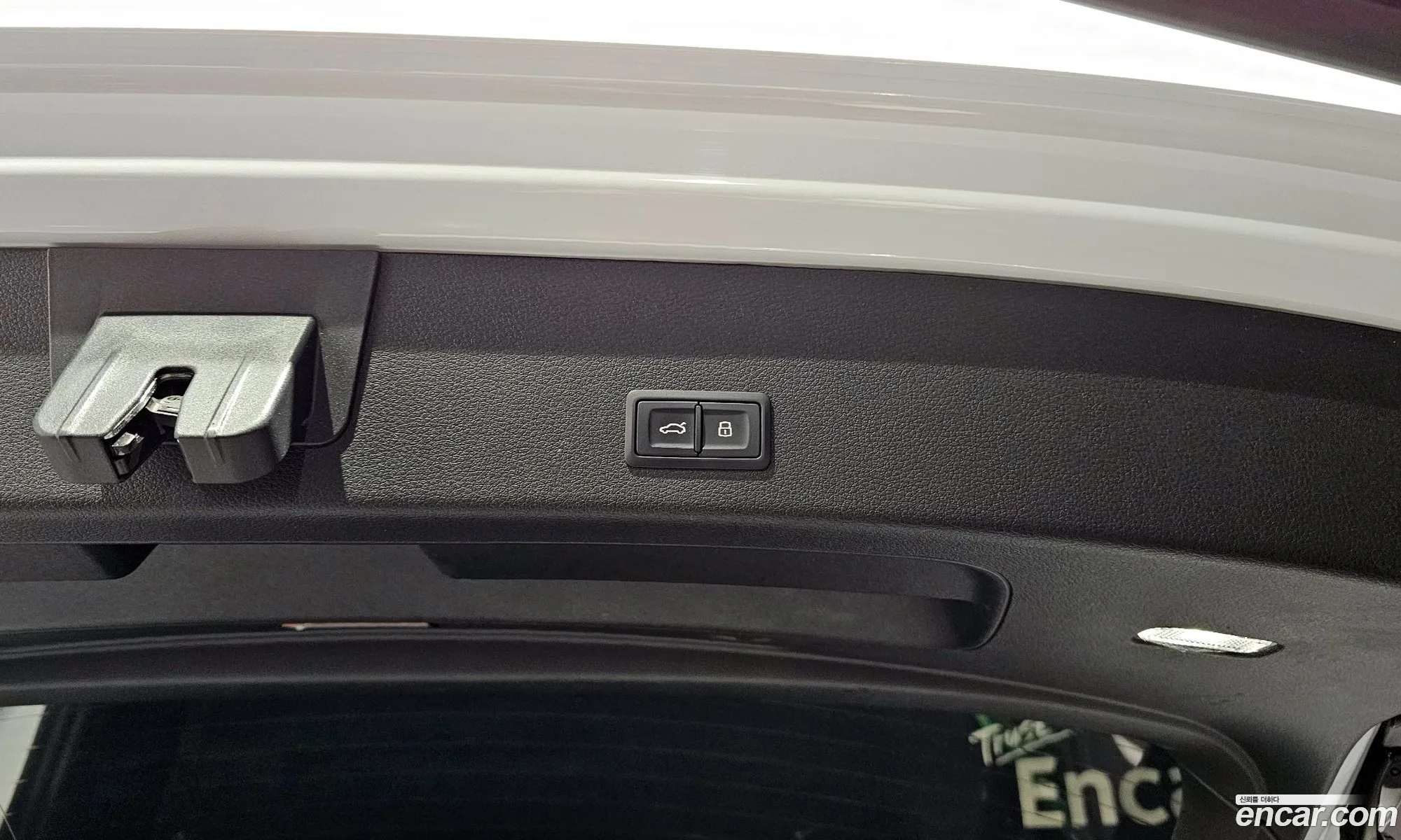 Audi e-tron 2021 WAUZZZGE3MB043533 — 16