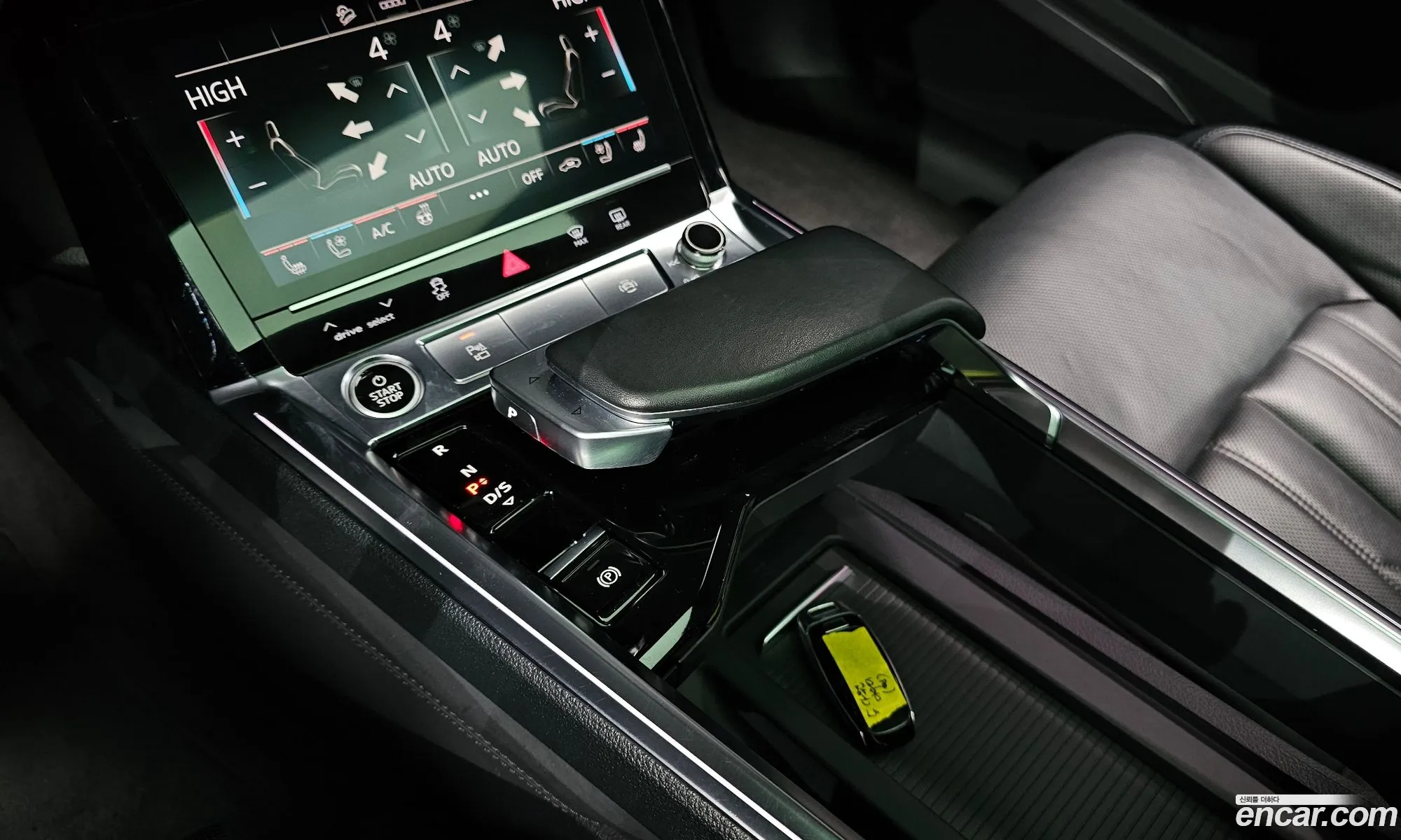 Audi e-tron 2021 WAUZZZGE3MB043533 — 10