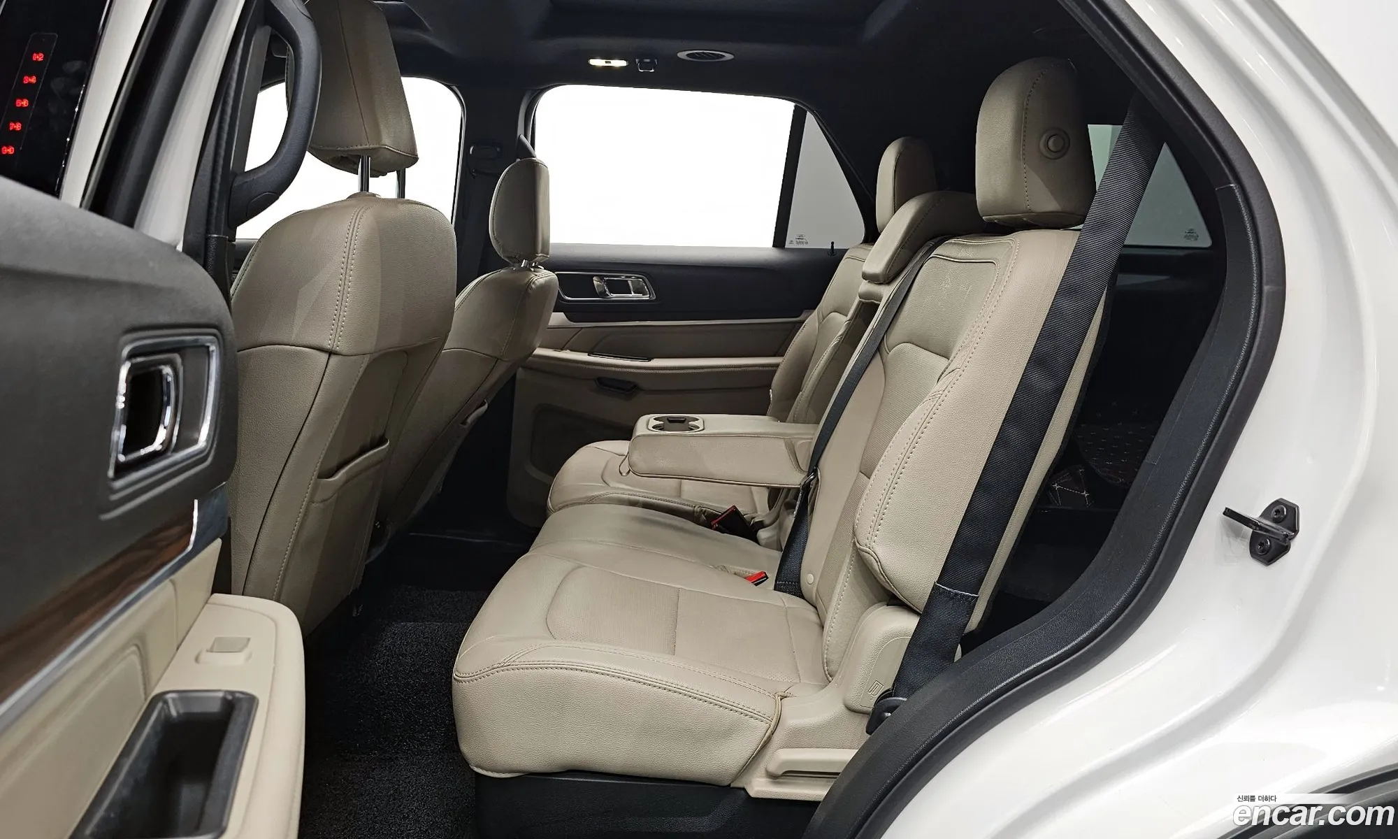 Ford Explorer 2019 — 5