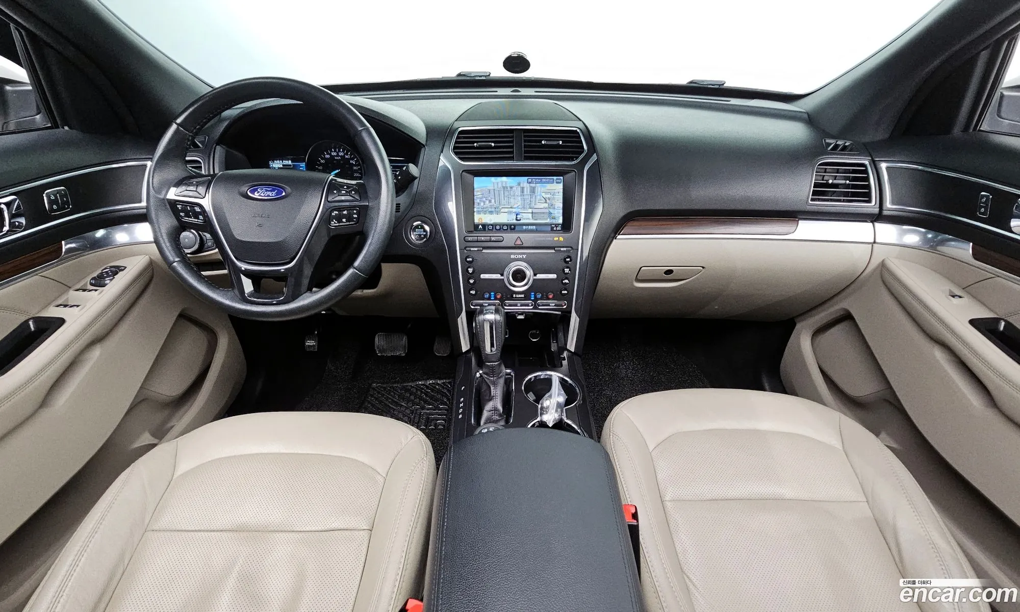Ford Explorer 2019 — 14