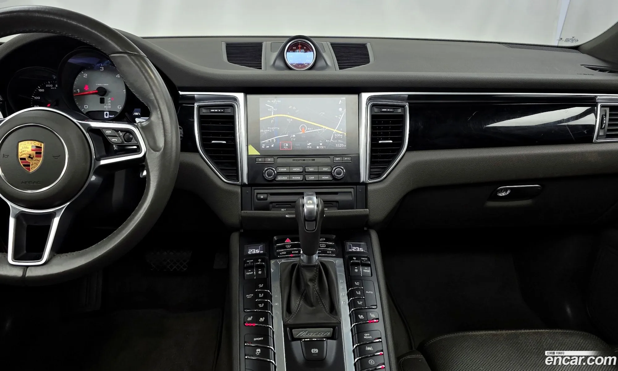 Porsche Macan 2016 WP1AD295XHLB70152 — 6