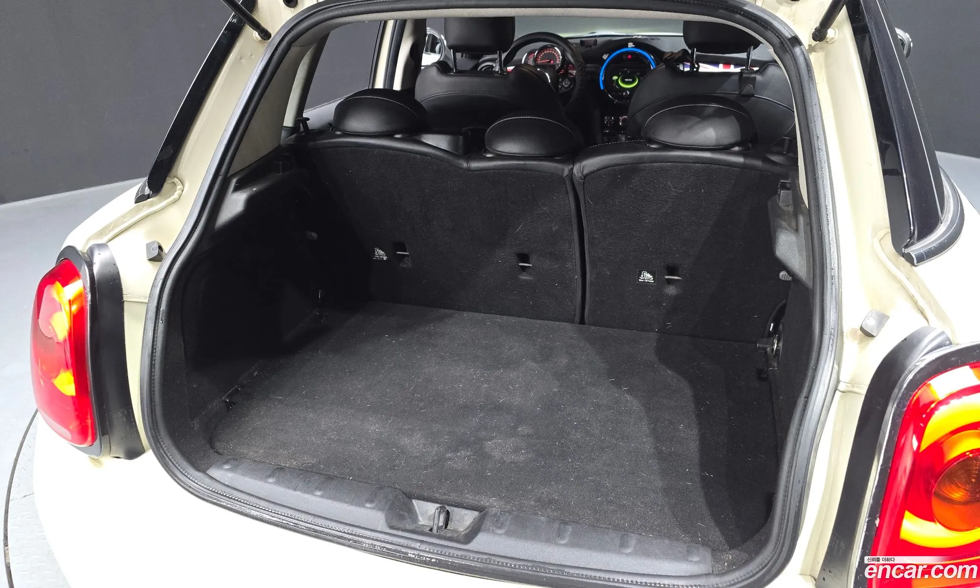 Mini Cooper D 2016 — 17