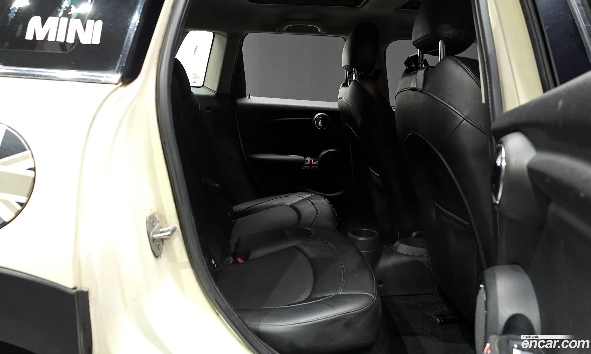 Mini Cooper D 2016 — 9