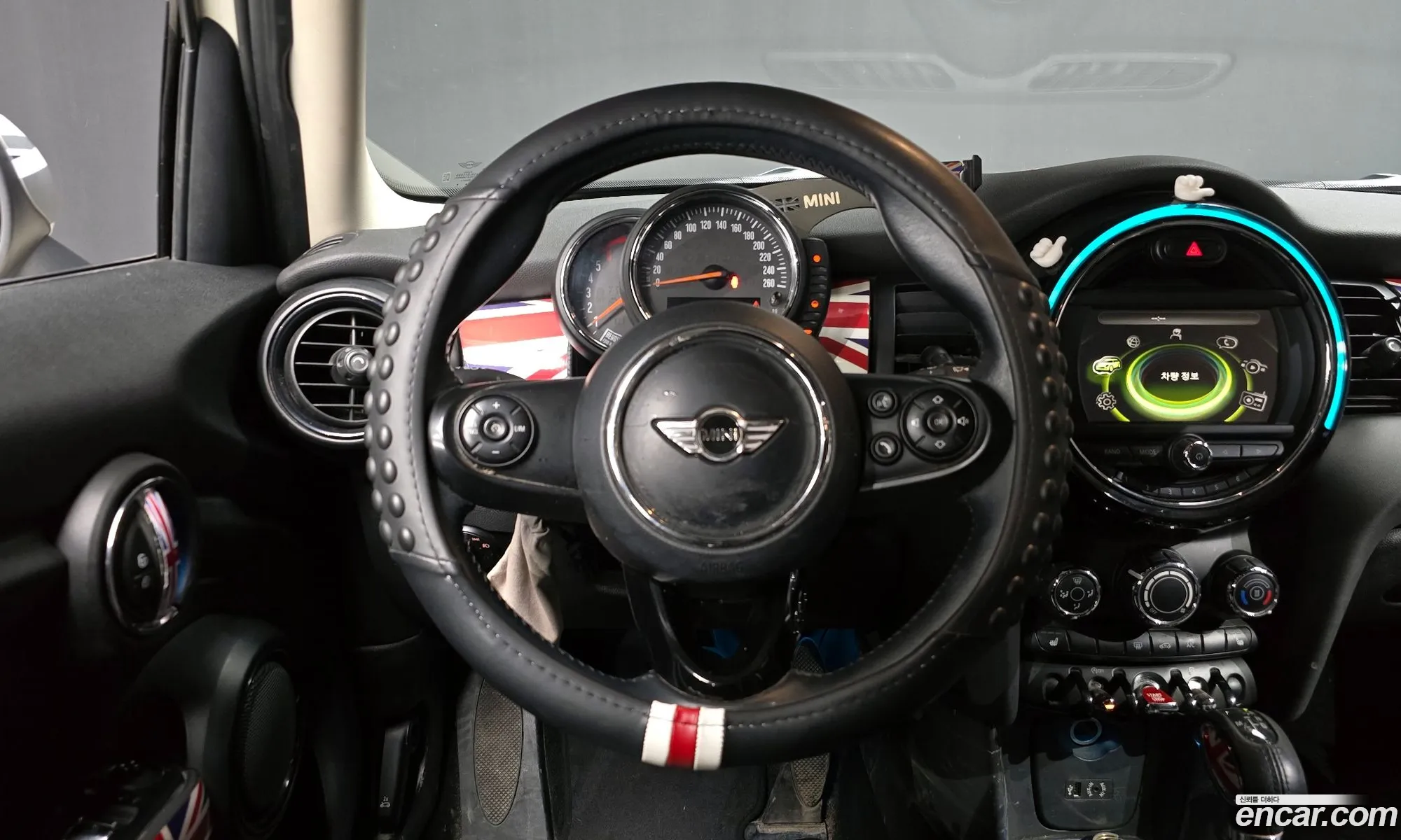 Mini Cooper D 2016 — 16