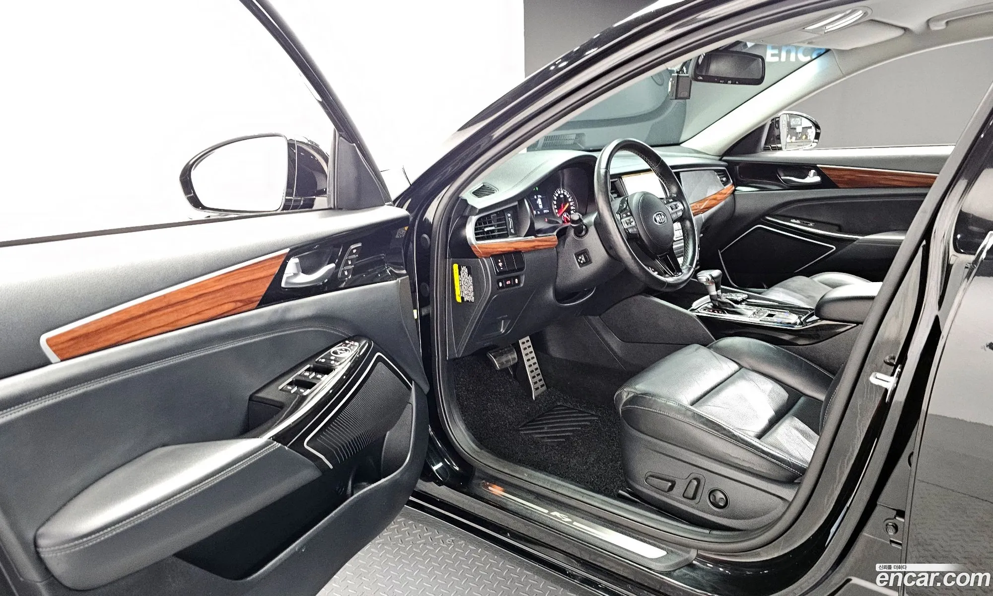 Kia K7 2016 KNALB415BGA037885 — 11