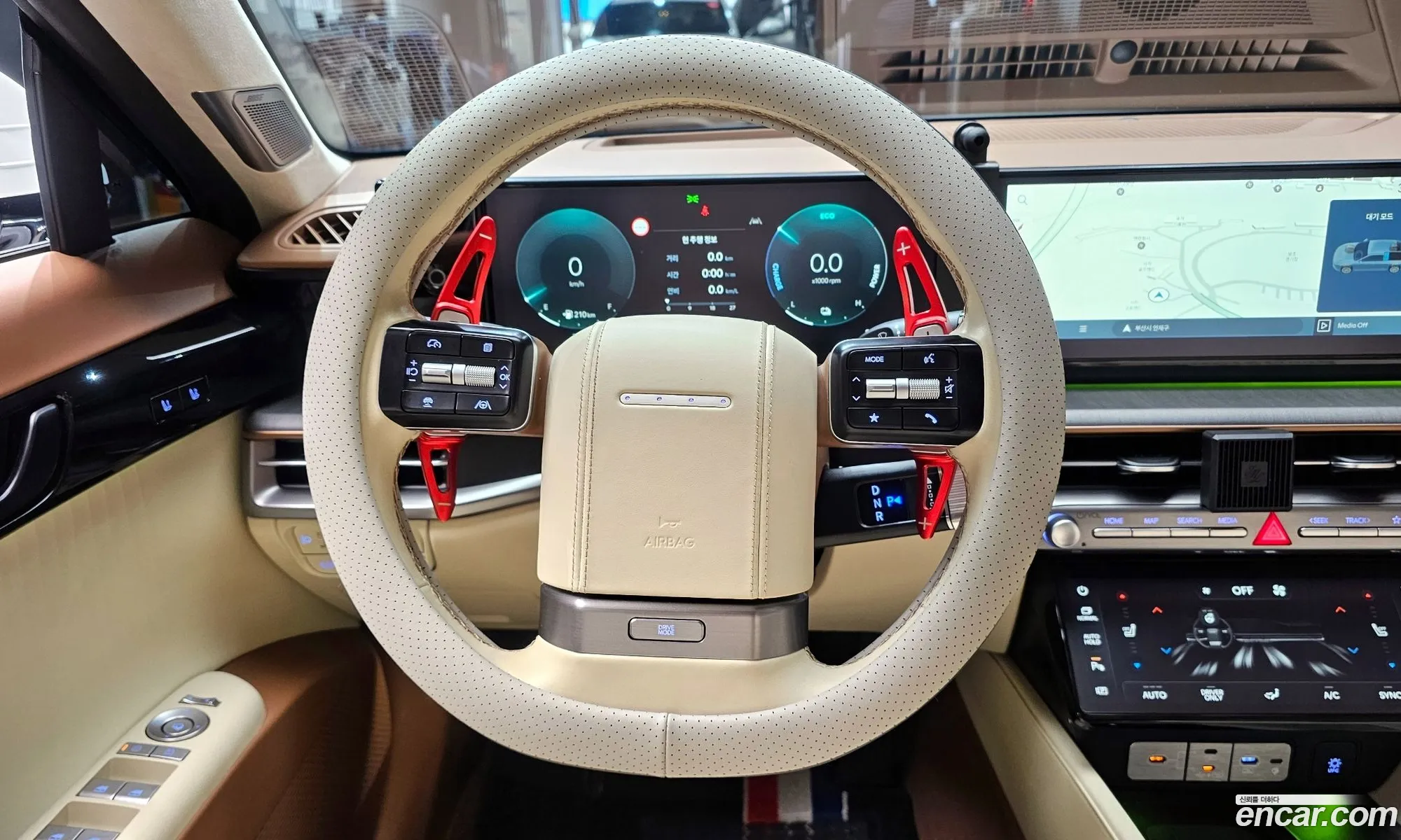 Hyundai Grandeur Hybrid 2023 — 20