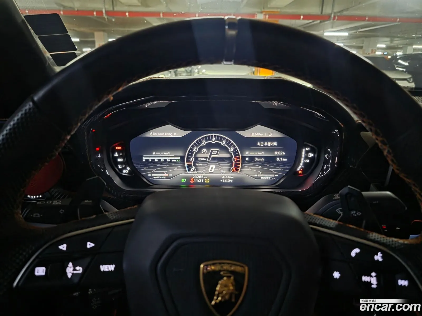 Lamborghini Urus 2022 — 2