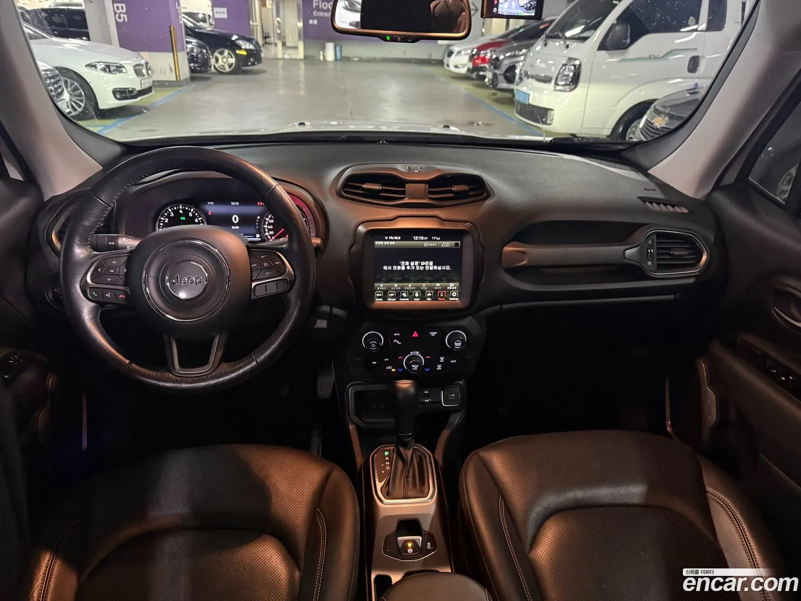 Jeep Renegade 2021 — 17
