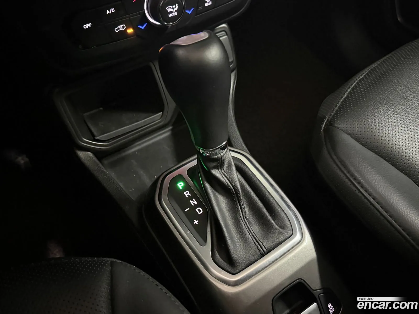 Jeep Renegade 2021 — 9