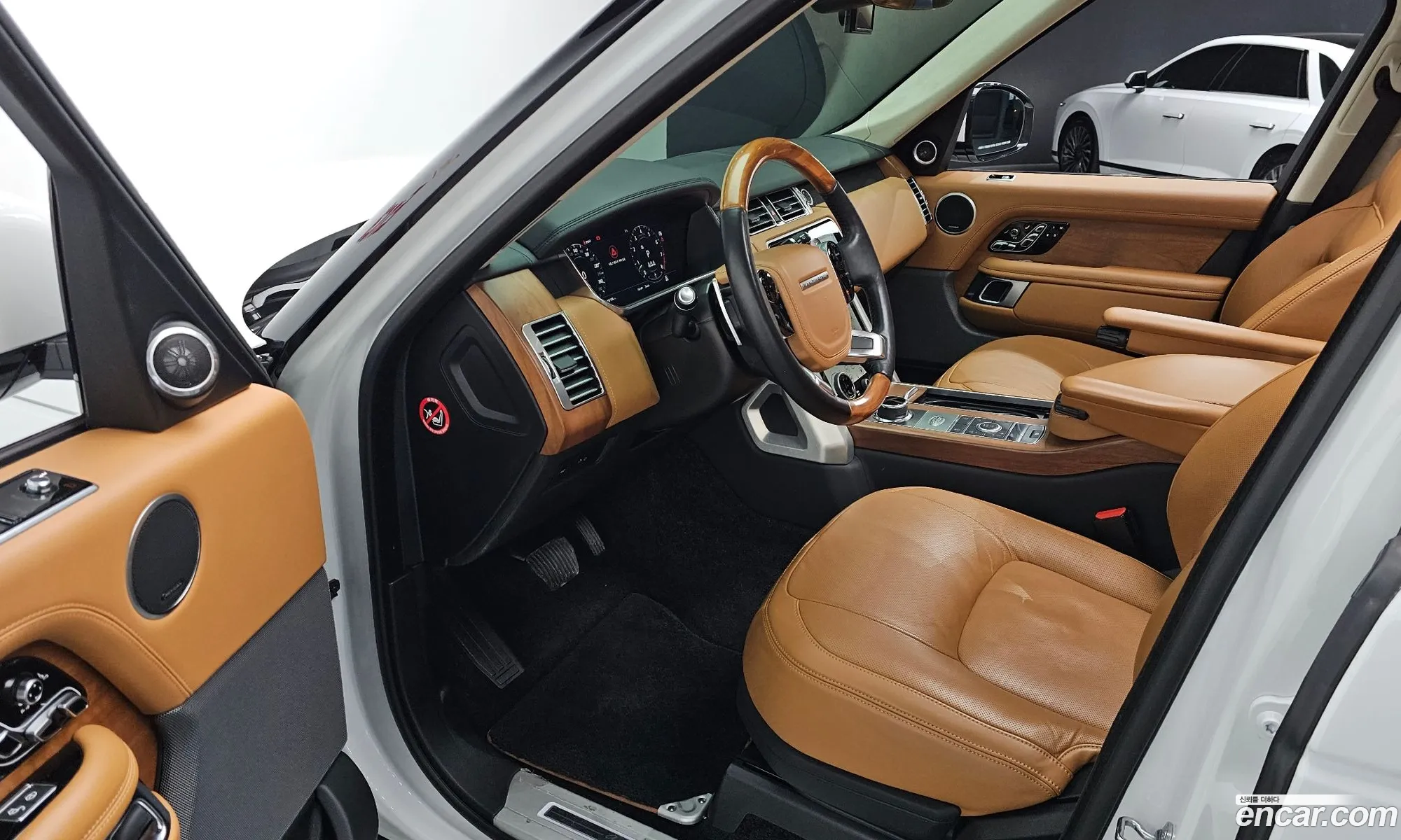 Land Rover Range Rover 2020 SALGA2BE0LA578039 — 20