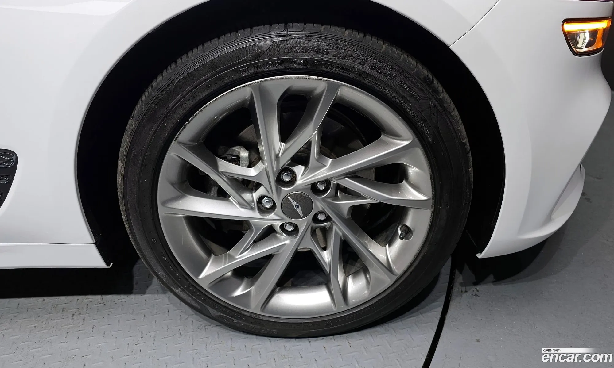 Genesis G70 2021 — 4