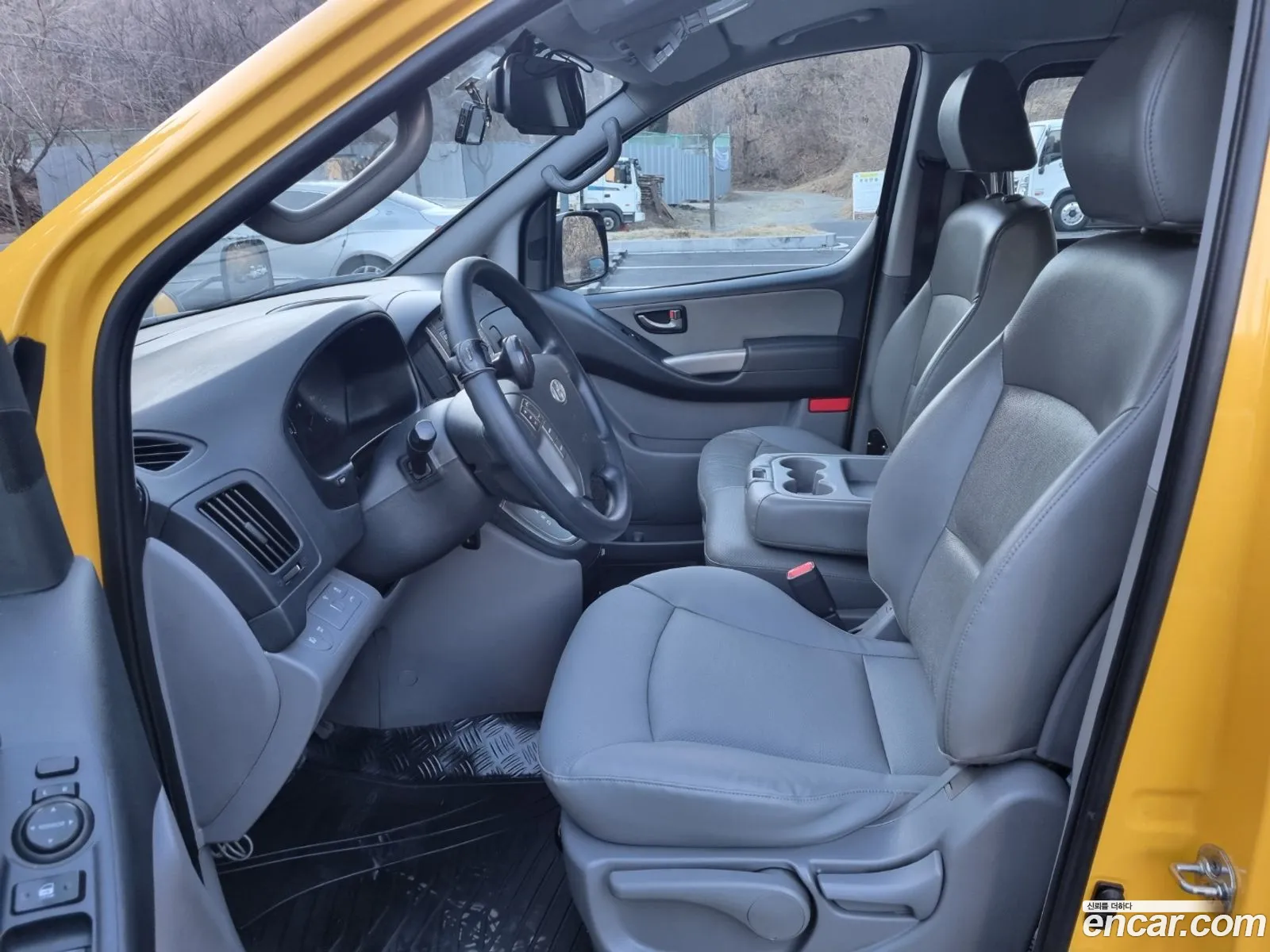 Hyundai Grand Starex 2015 — 15