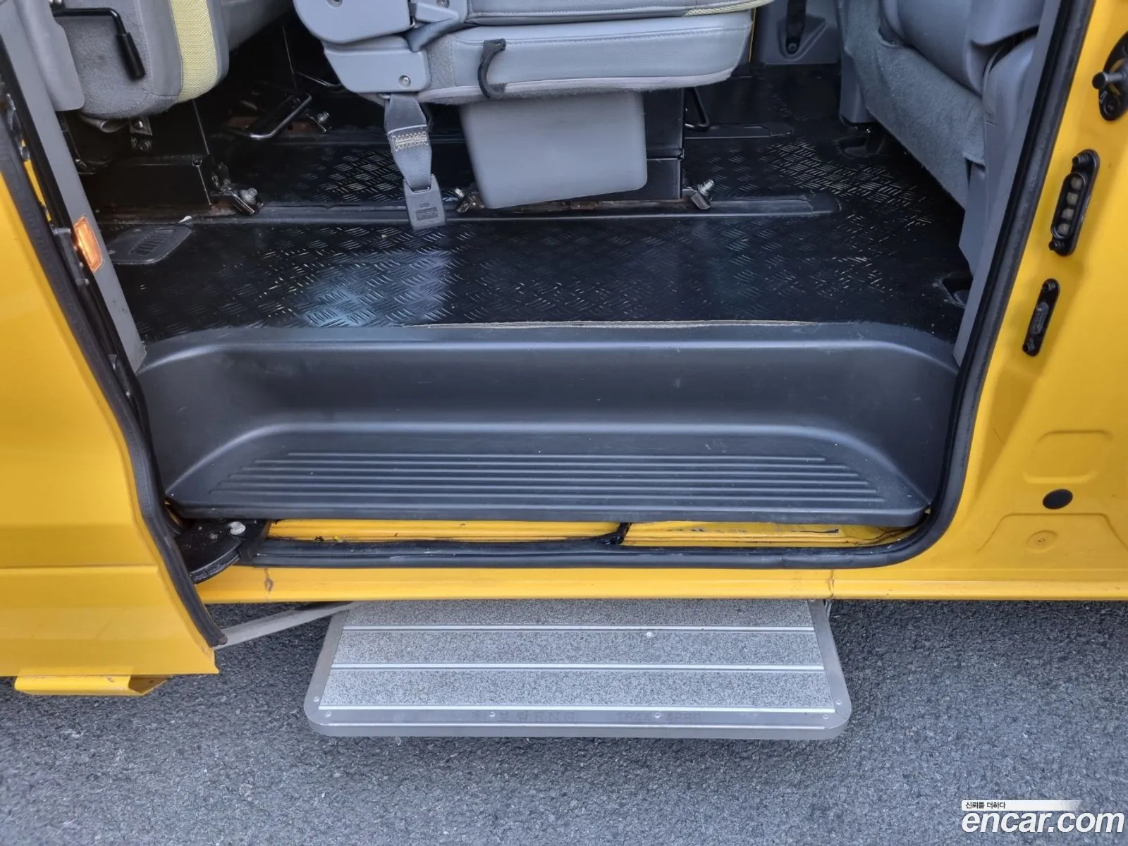 Hyundai Grand Starex 2015 — 18