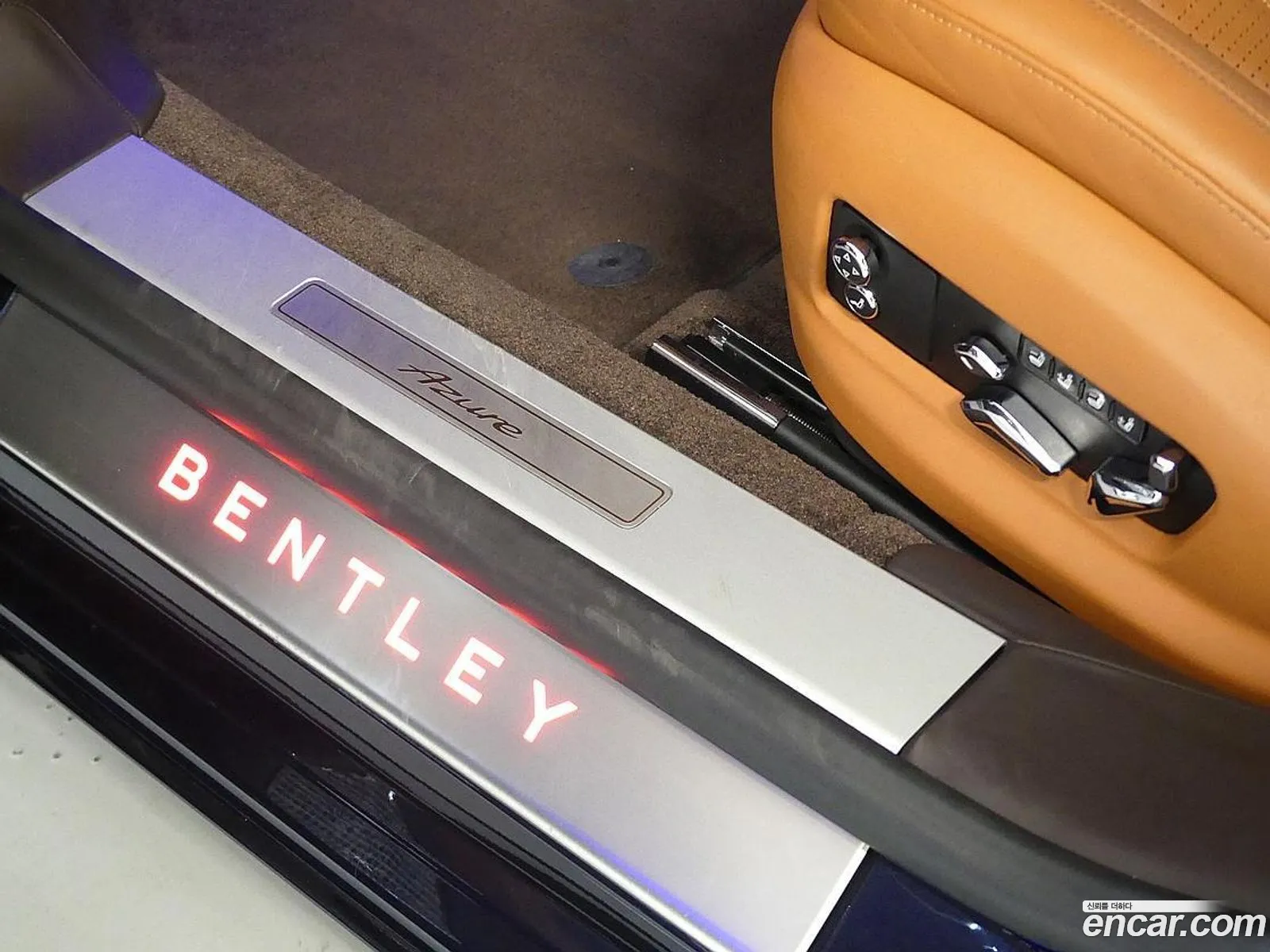 Bentley Flying Spur 2023 — 3