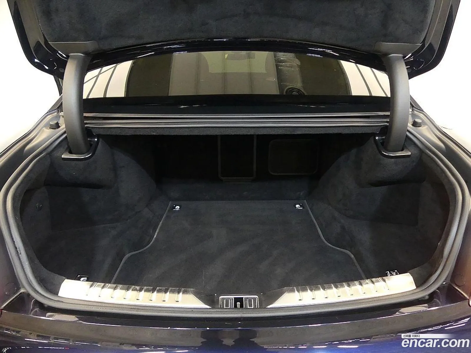 Bentley Flying Spur 2023 — 20