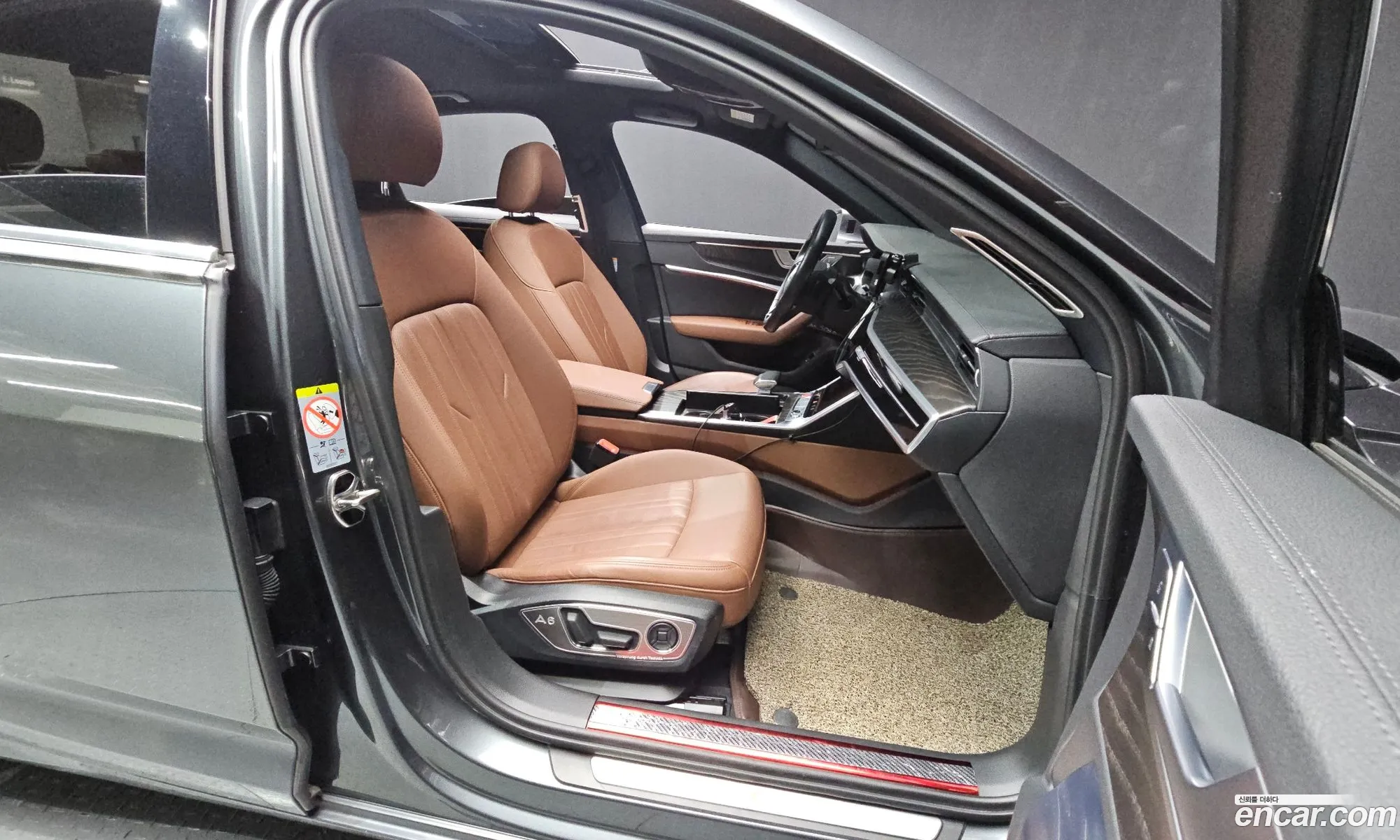 Audi A6 2020 WAUZZZF22LN067360 — 16