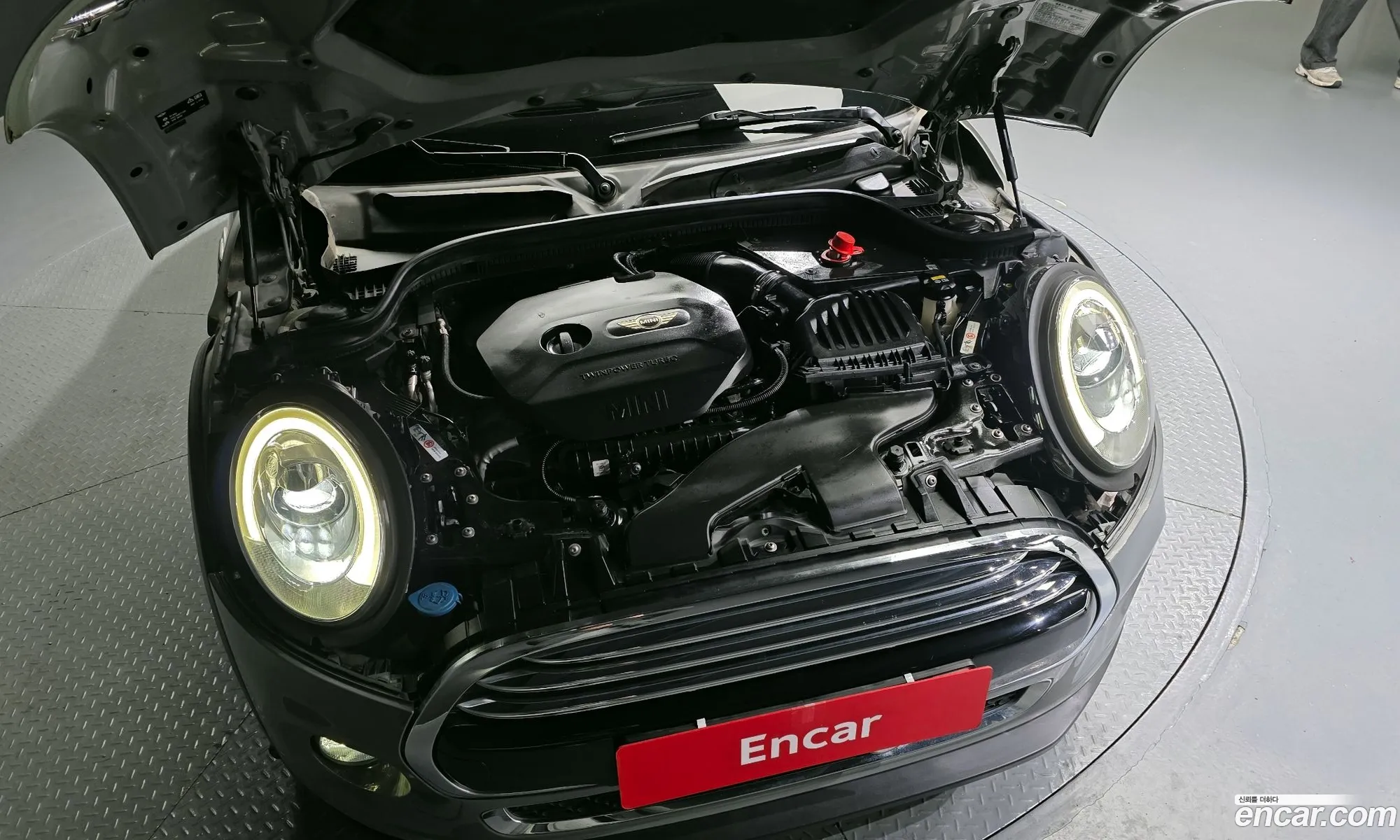 Mini Cooper 2017 — 16