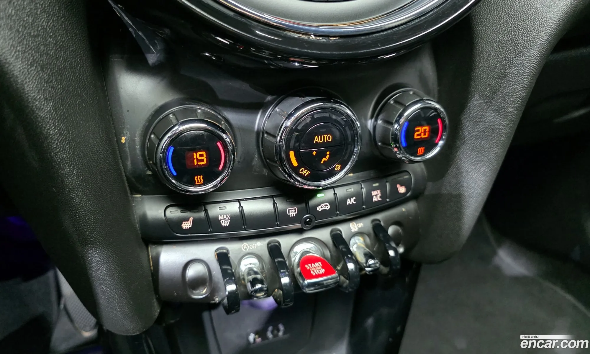 Mini Cooper 2017 — 19