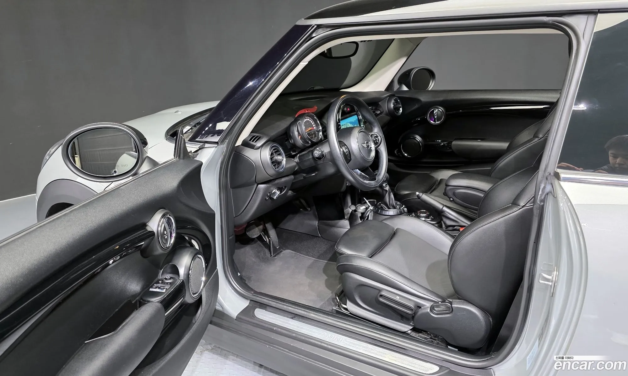 Mini Cooper 2017 — 4