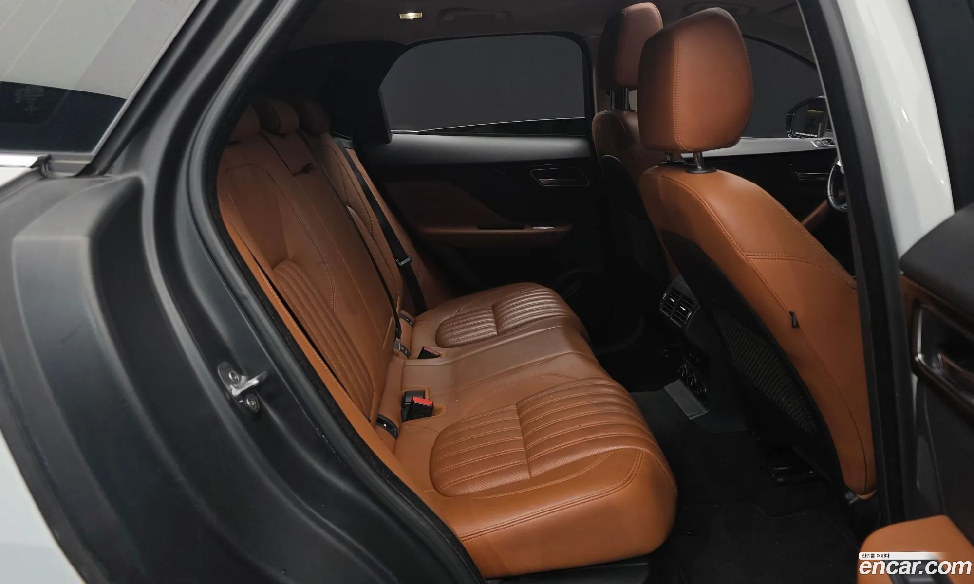 Jaguar F-Pace 2017 SADCA2BN4JA278236 — 6
