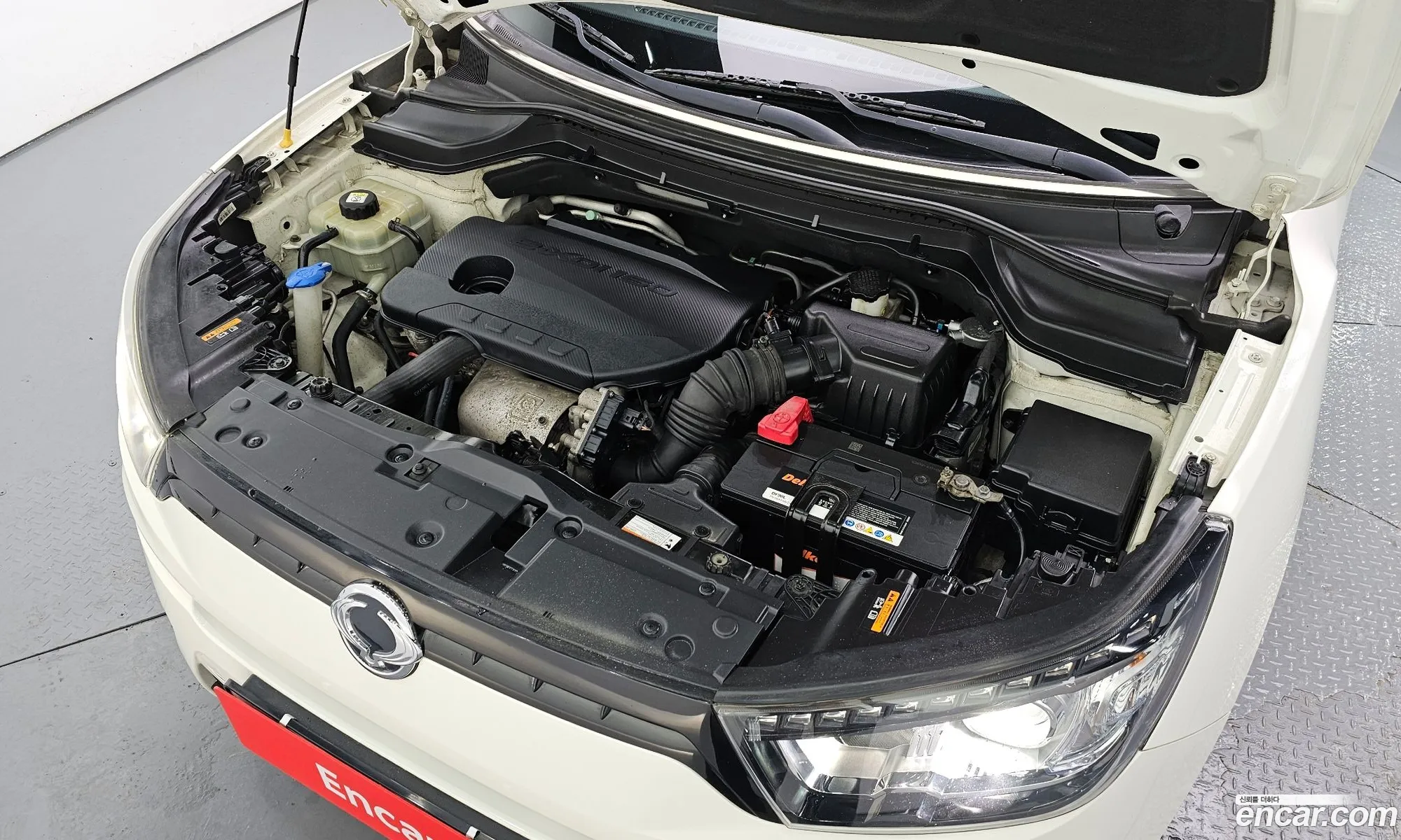 KG Mobility (SsangYong) Tivoli 2015 — 4