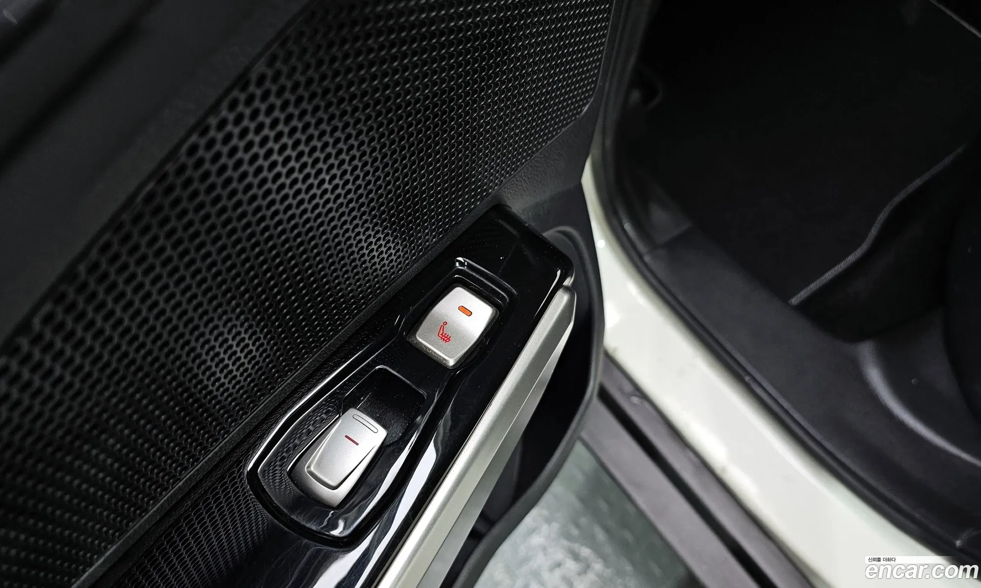 KG Mobility (SsangYong) Tivoli 2015 — 13