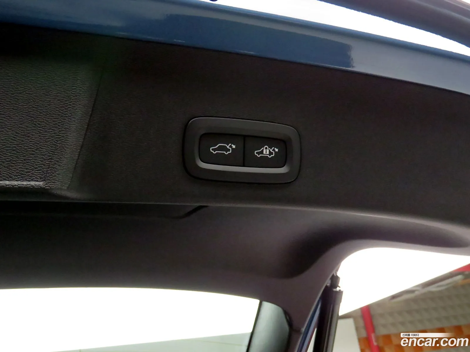 Volvo XC40 2025 — 12