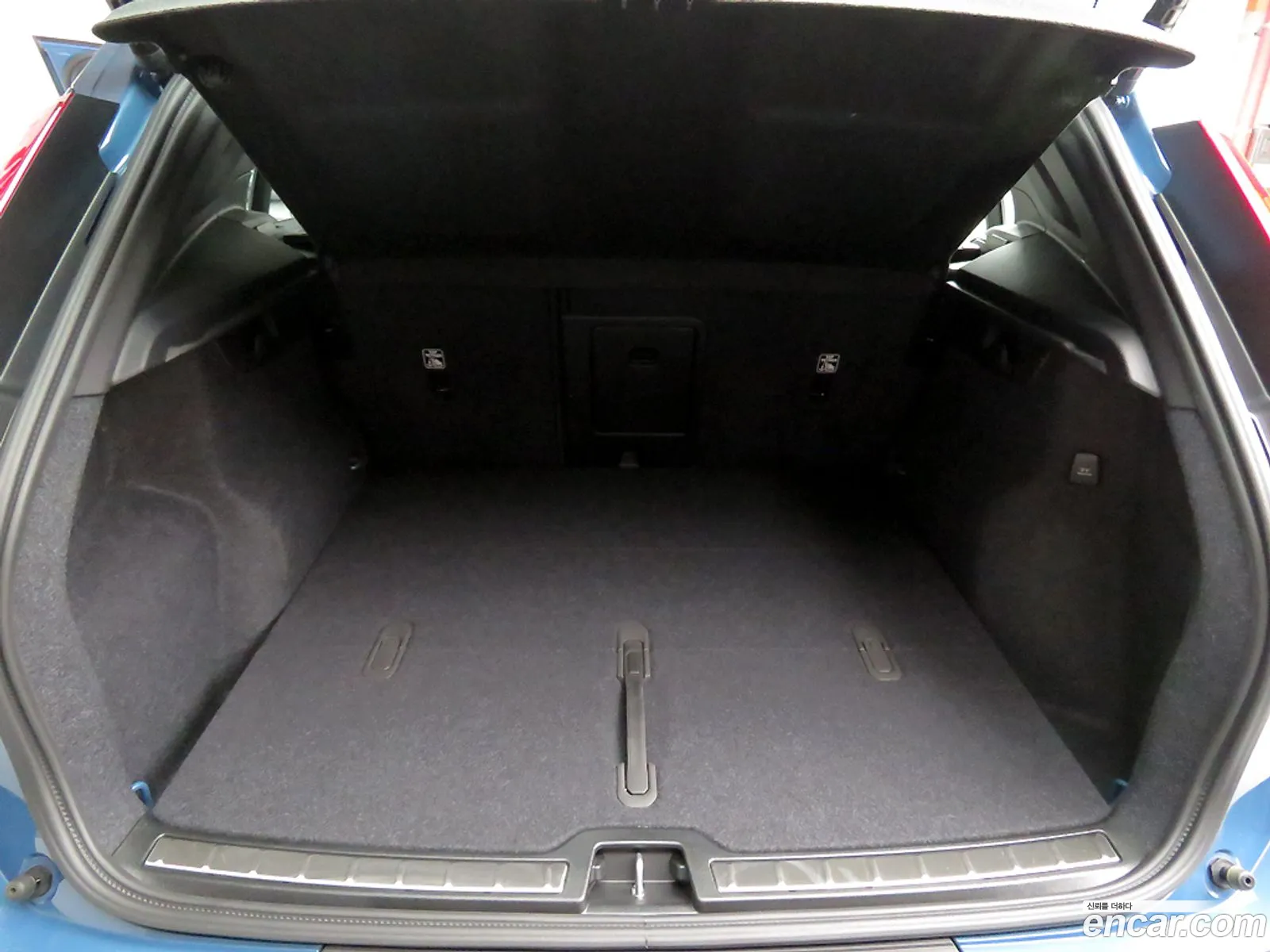 Volvo XC40 2025 — 20