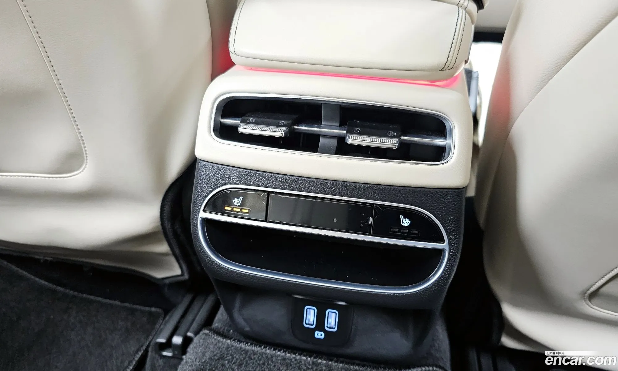 Genesis GV70 2022 — 14