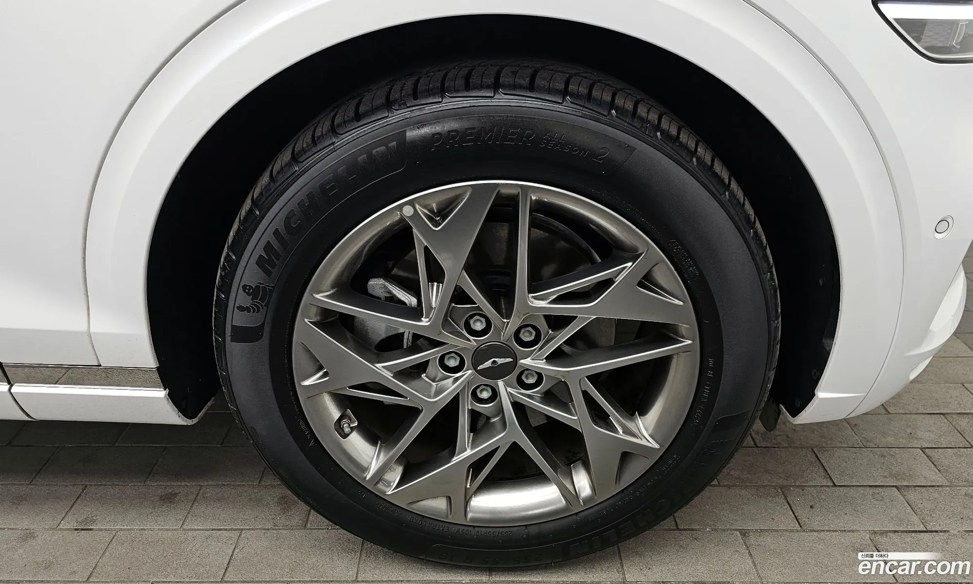 Genesis GV70 2022 — 2