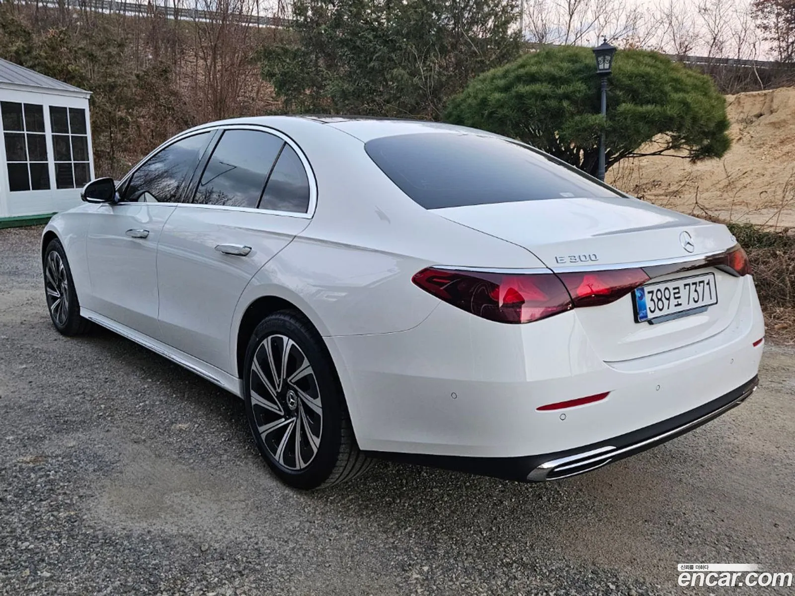 Mercedes-Benz E-Class W214 2025 — 8
