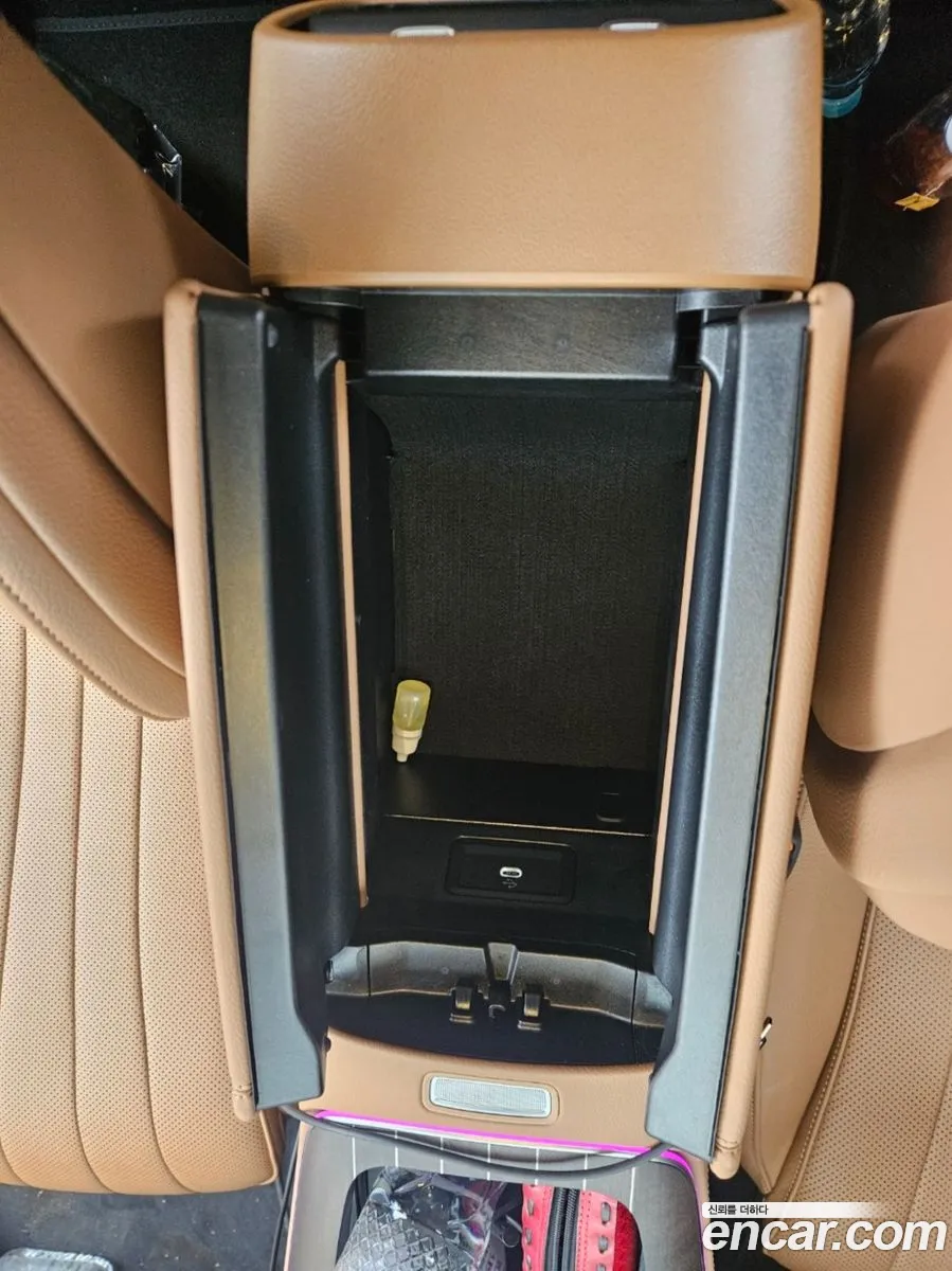 Mercedes-Benz E-Class W214 2025 — 12