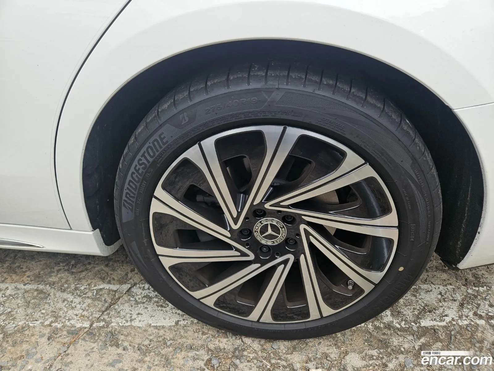 Mercedes-Benz E-Class W214 2025 — 3