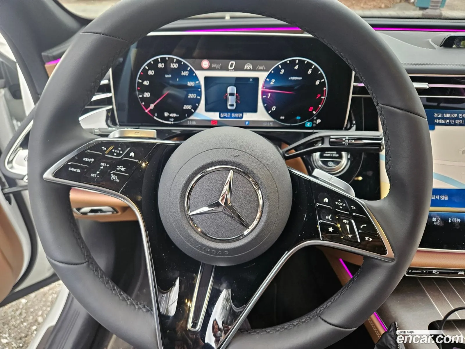Mercedes-Benz E-Class W214 2025 — 11