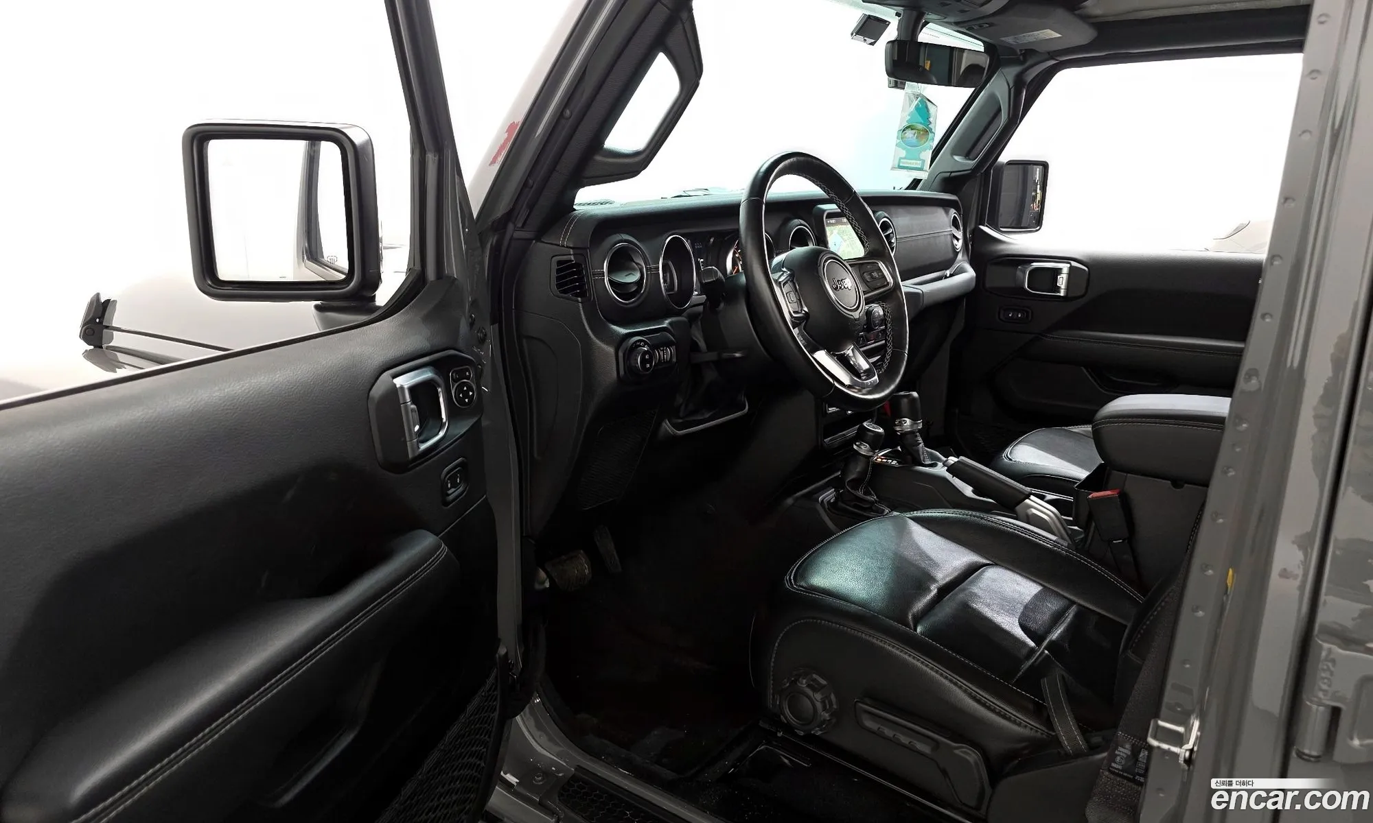 Jeep Wrangler 2022 1C4HJXEN2NW280201 — 4
