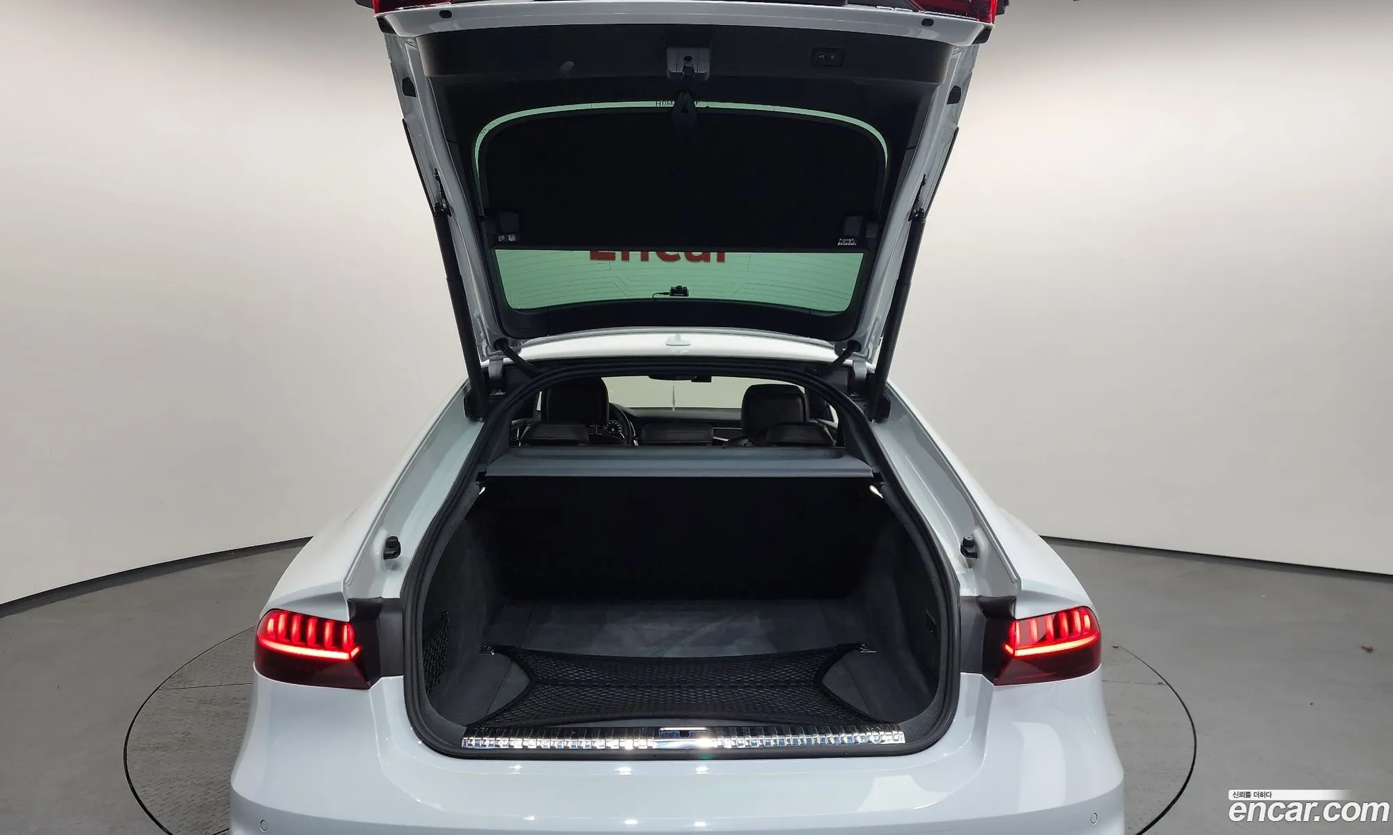 Audi A7 2020 WAUZZZF25LN077588 — 8